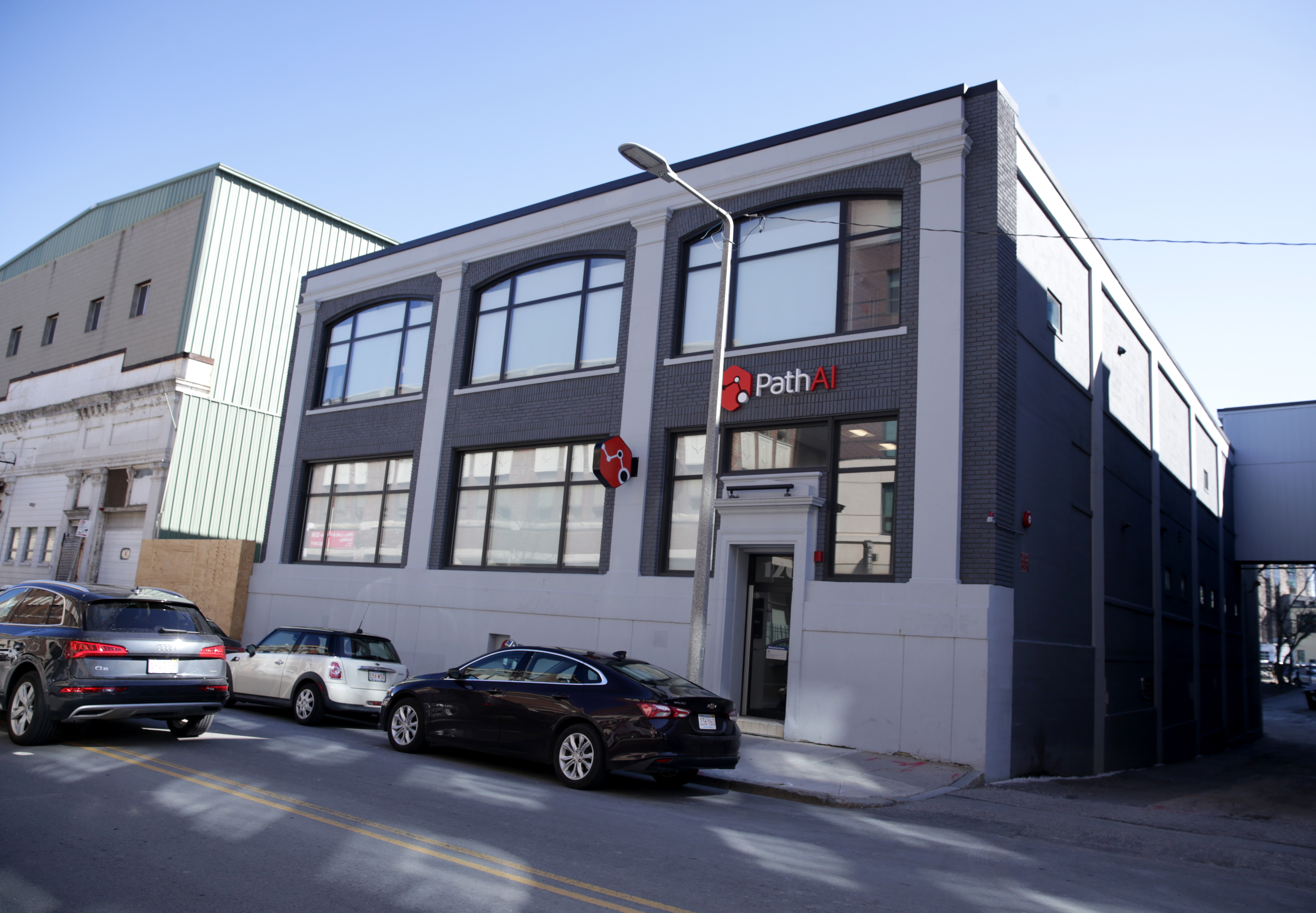 National cannabis operator MedMen has received city permission to open a recreational pot shop in this building on Brookline Avenue, around the corner from Fenway Park.