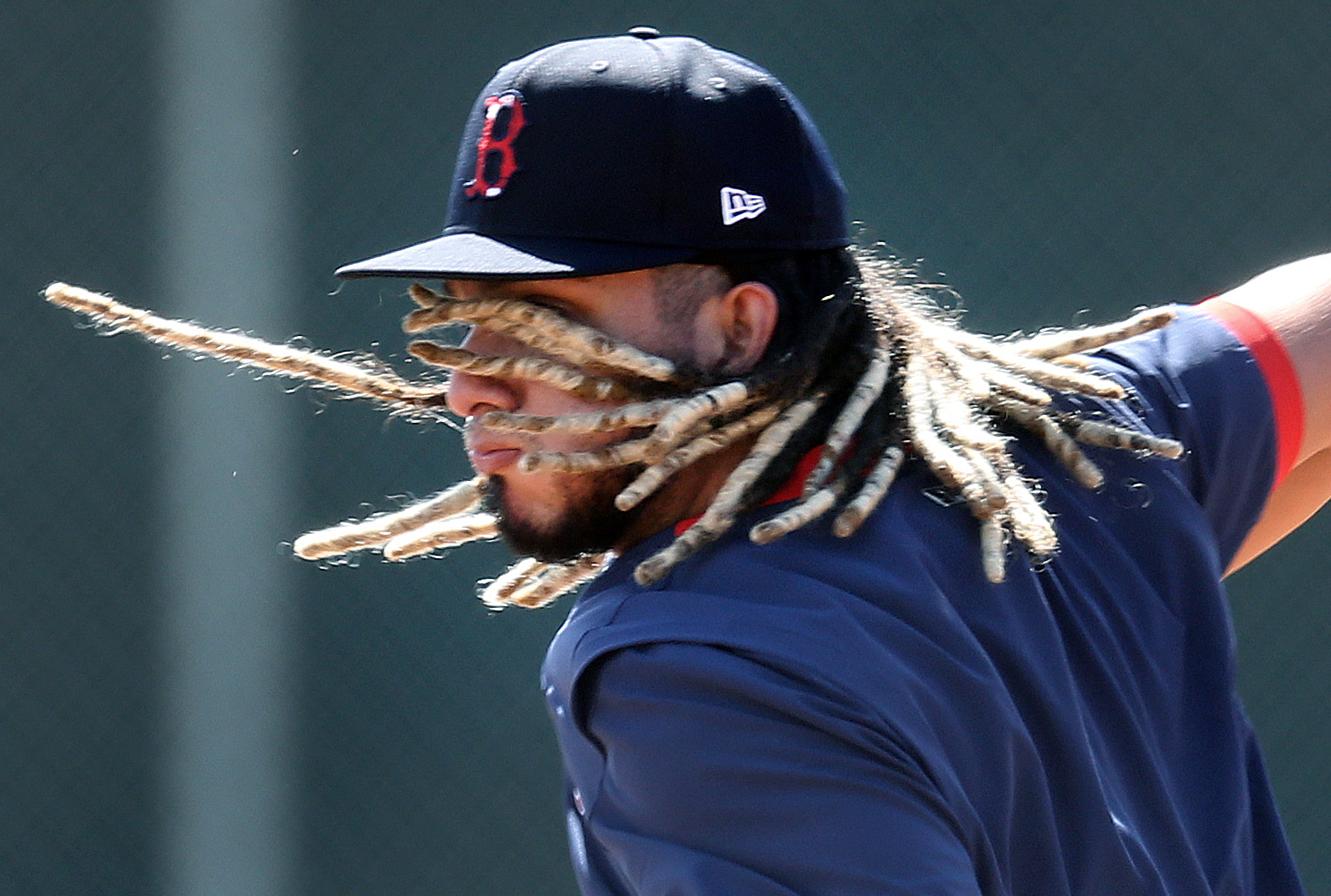 Jonathan Araúz had his locks swinging in the sun.