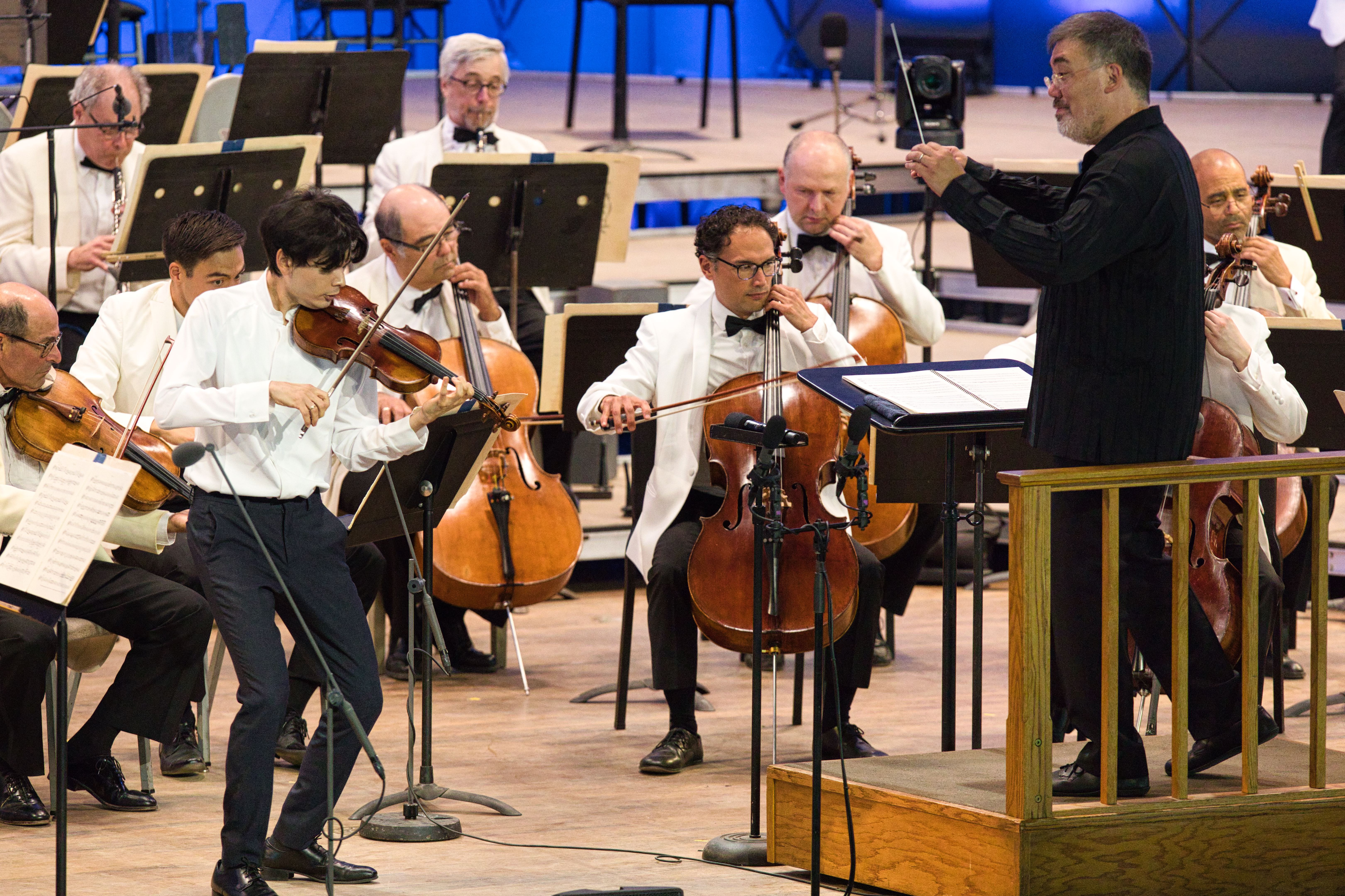 Conductor Alan Gilbert led violinist Stefan Jackiw and the BSO.
