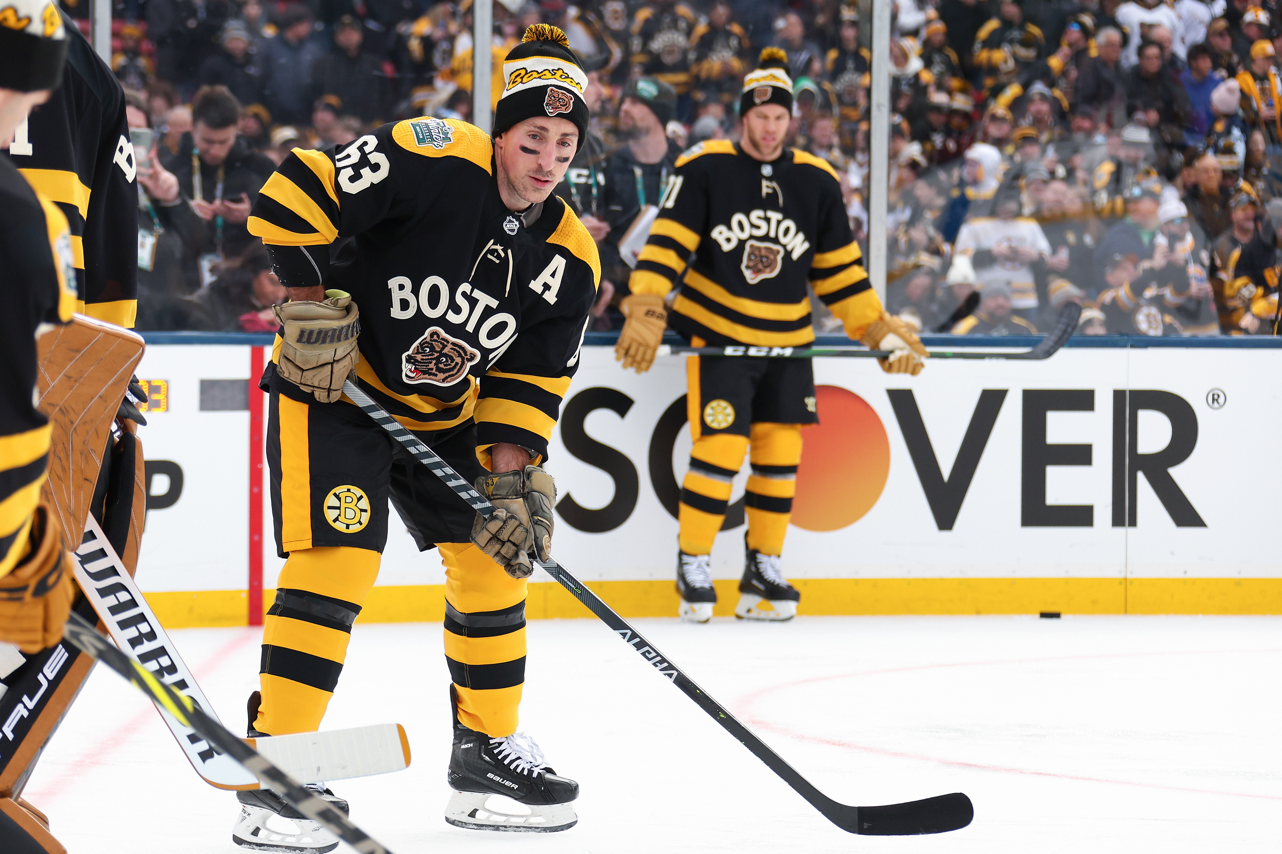 Bergeron, Crosby get national spotlight at NHL's Winter Classic