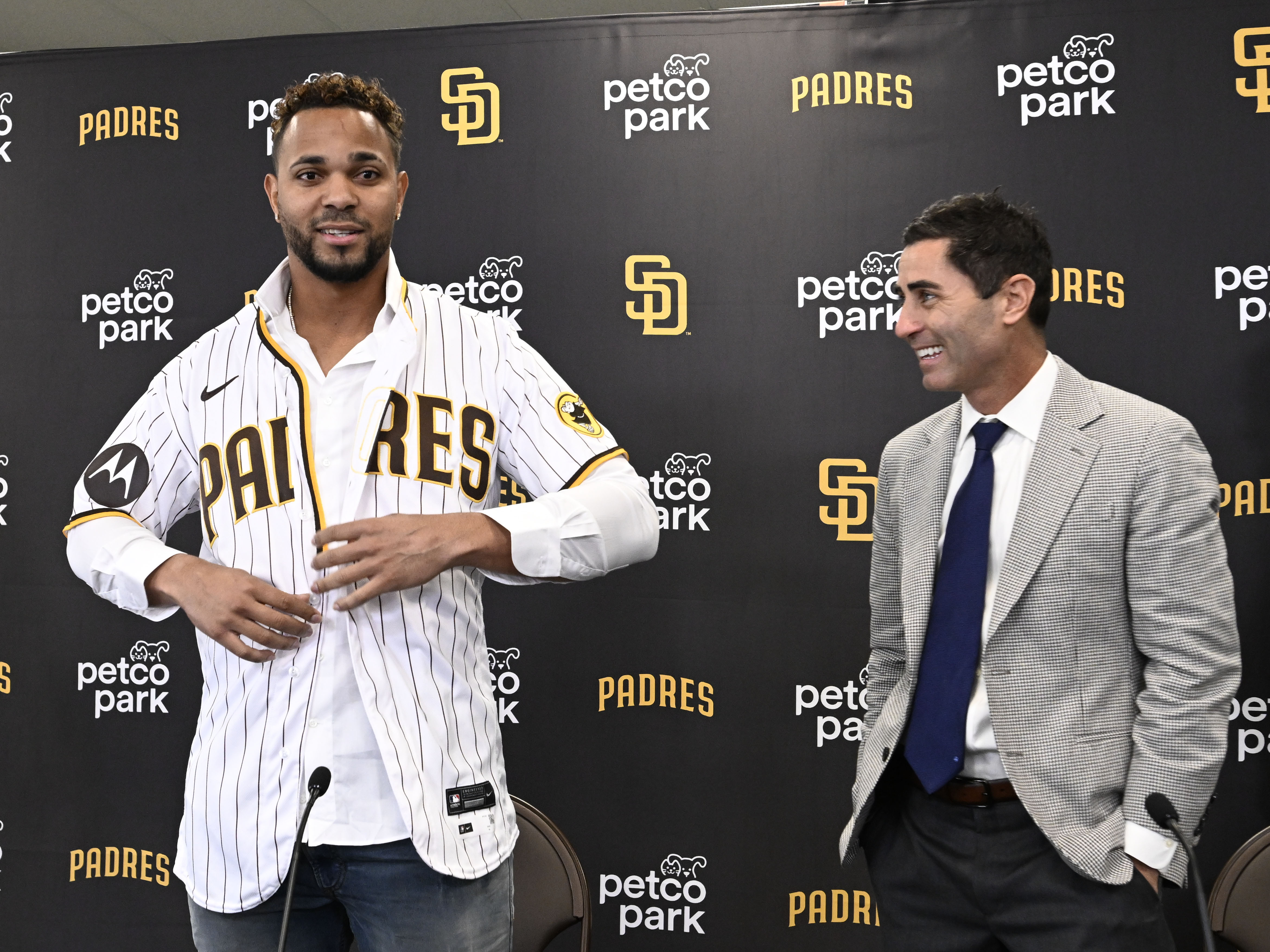 After 14 years with Red Sox, Xander Bogaerts dons a different jersey as  Padres introduce their new shortstop - The Boston Globe