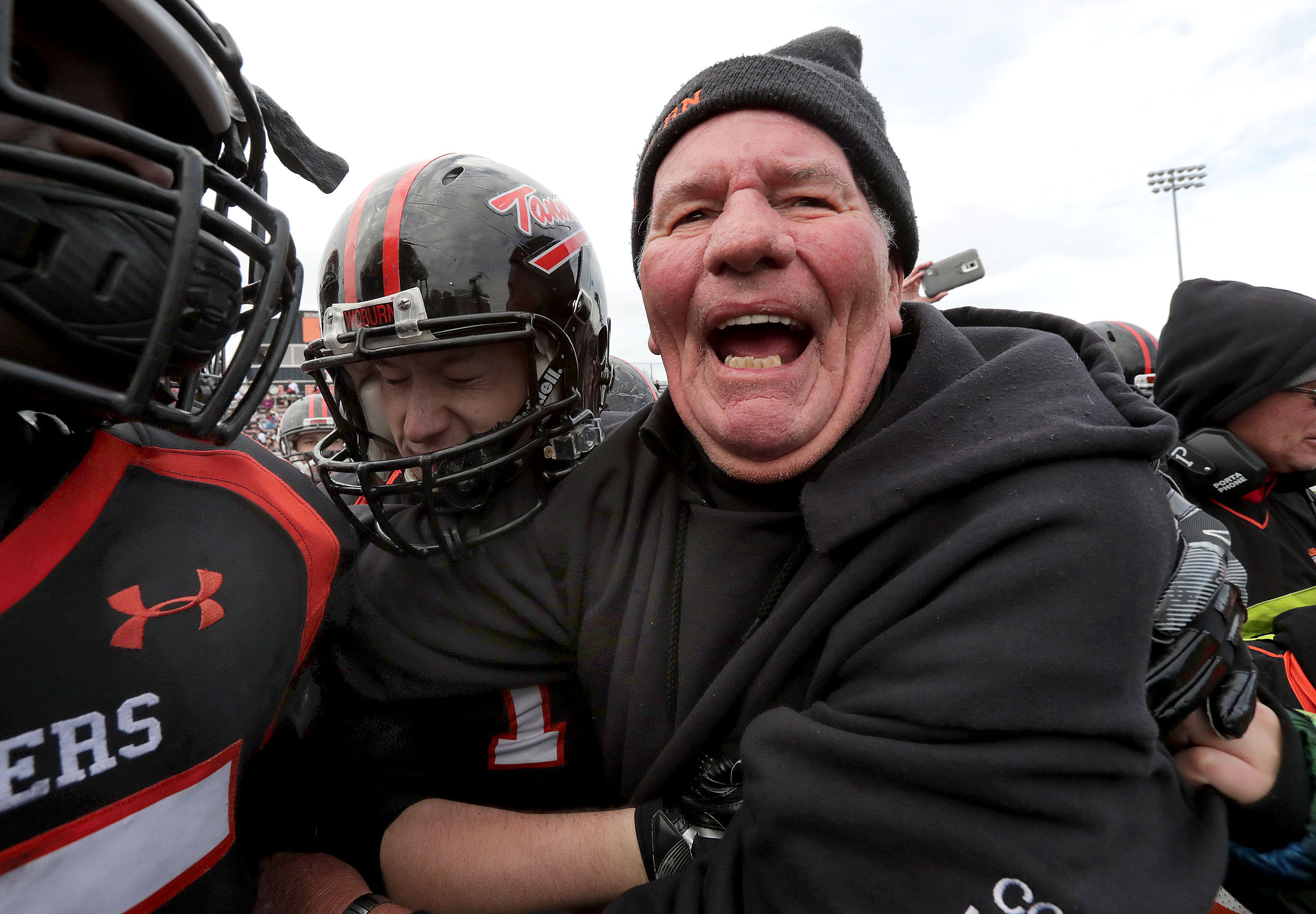 What should Thanksgiving high school football look like in Massachusetts?  It depends on whom you ask. - The Boston Globe