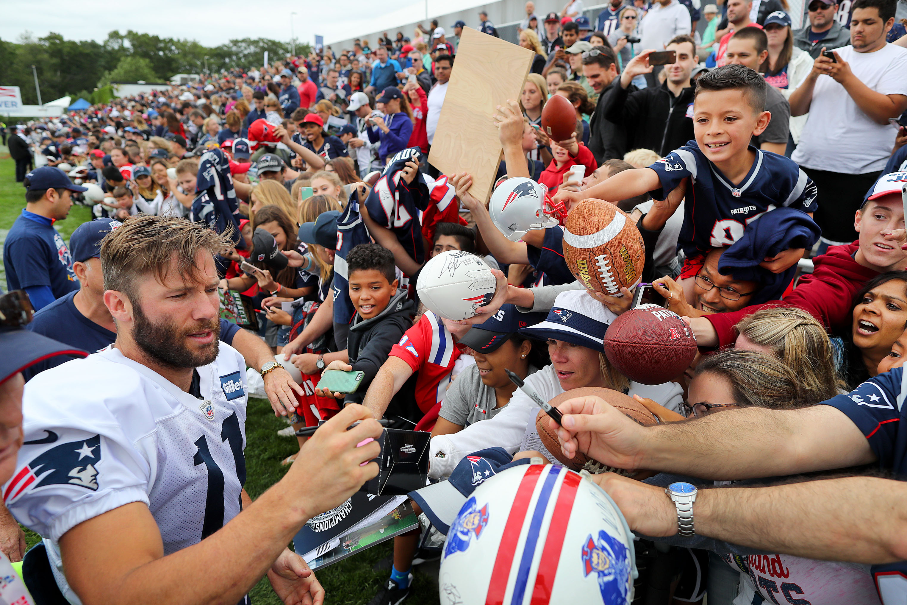 Patriots' Julian Edelman rebounds with big game - The Boston Globe