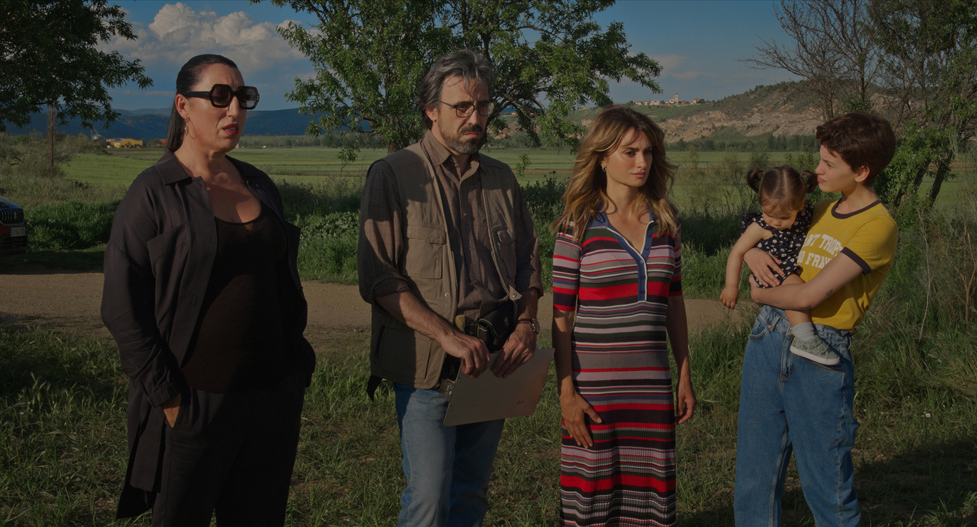 From left: Rossy de Palma, Israel Elejalde, Penélope Cruz, and Milena Smit in "Parallel Mothers."