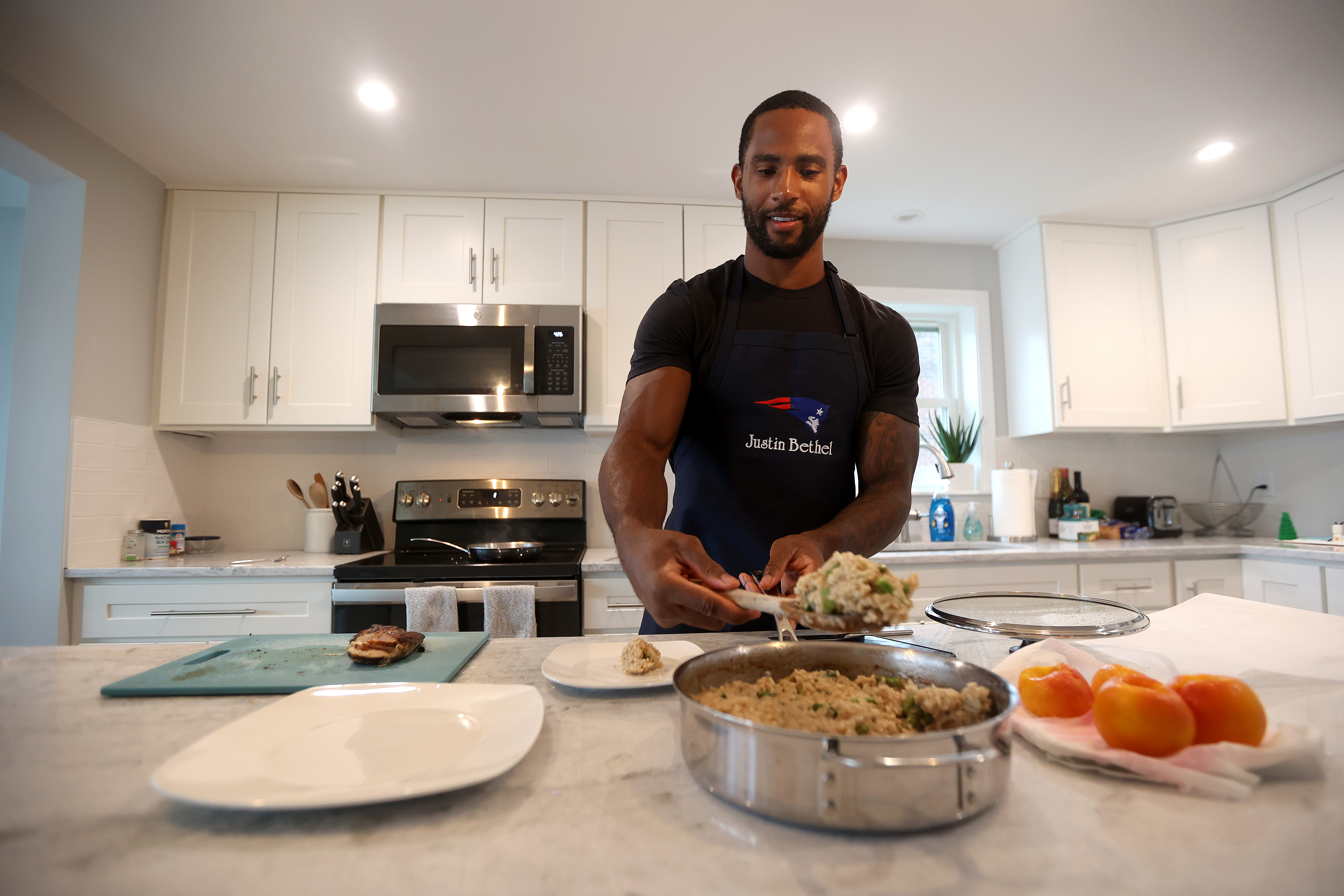 Justin Bethel of the Patriots can also get the job done in the kitchen -  The Boston Globe