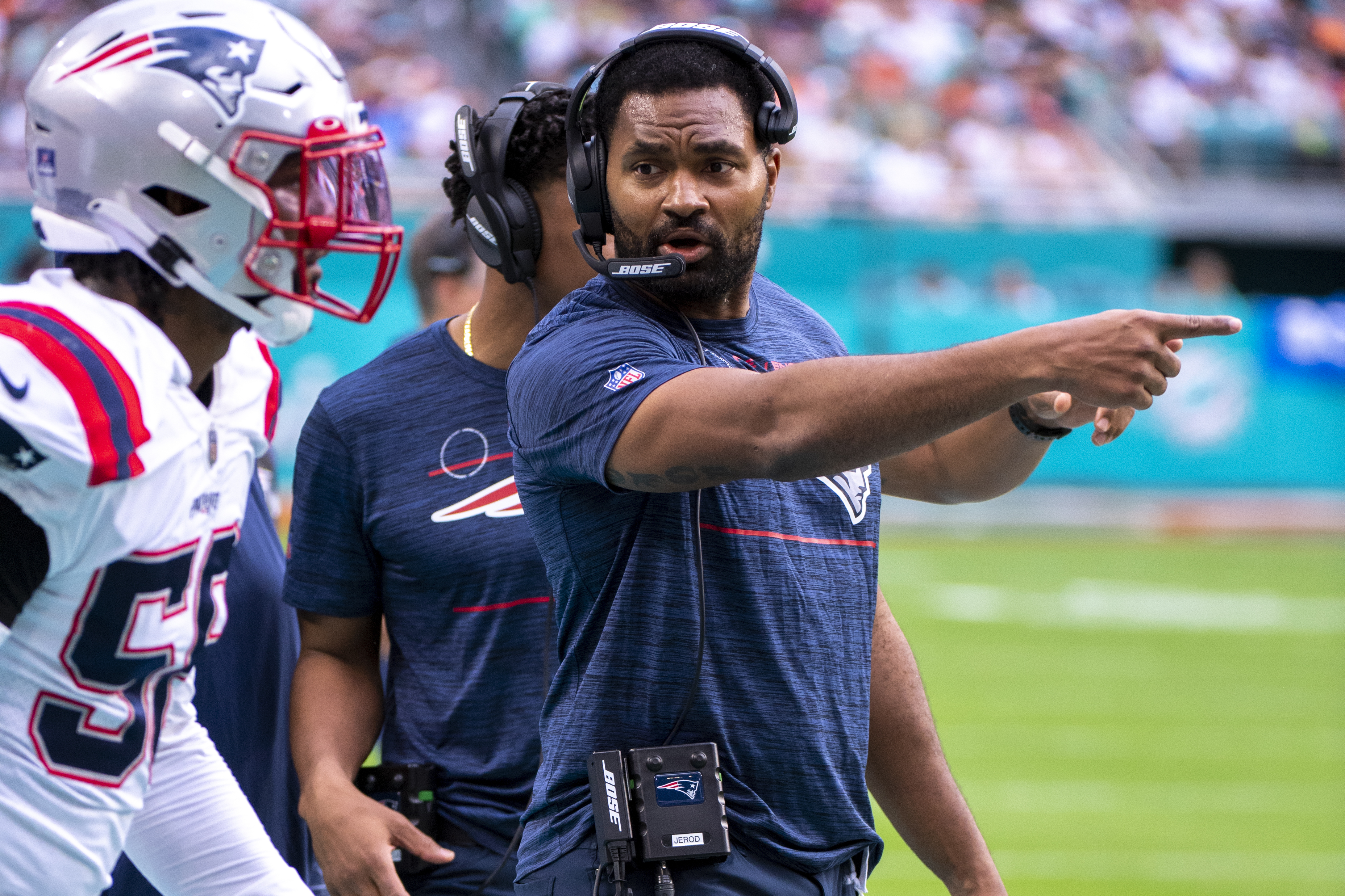 Jerod Mayo says Patriots' defense must get faster, and he'll be back to help coach it up - The Boston Globe