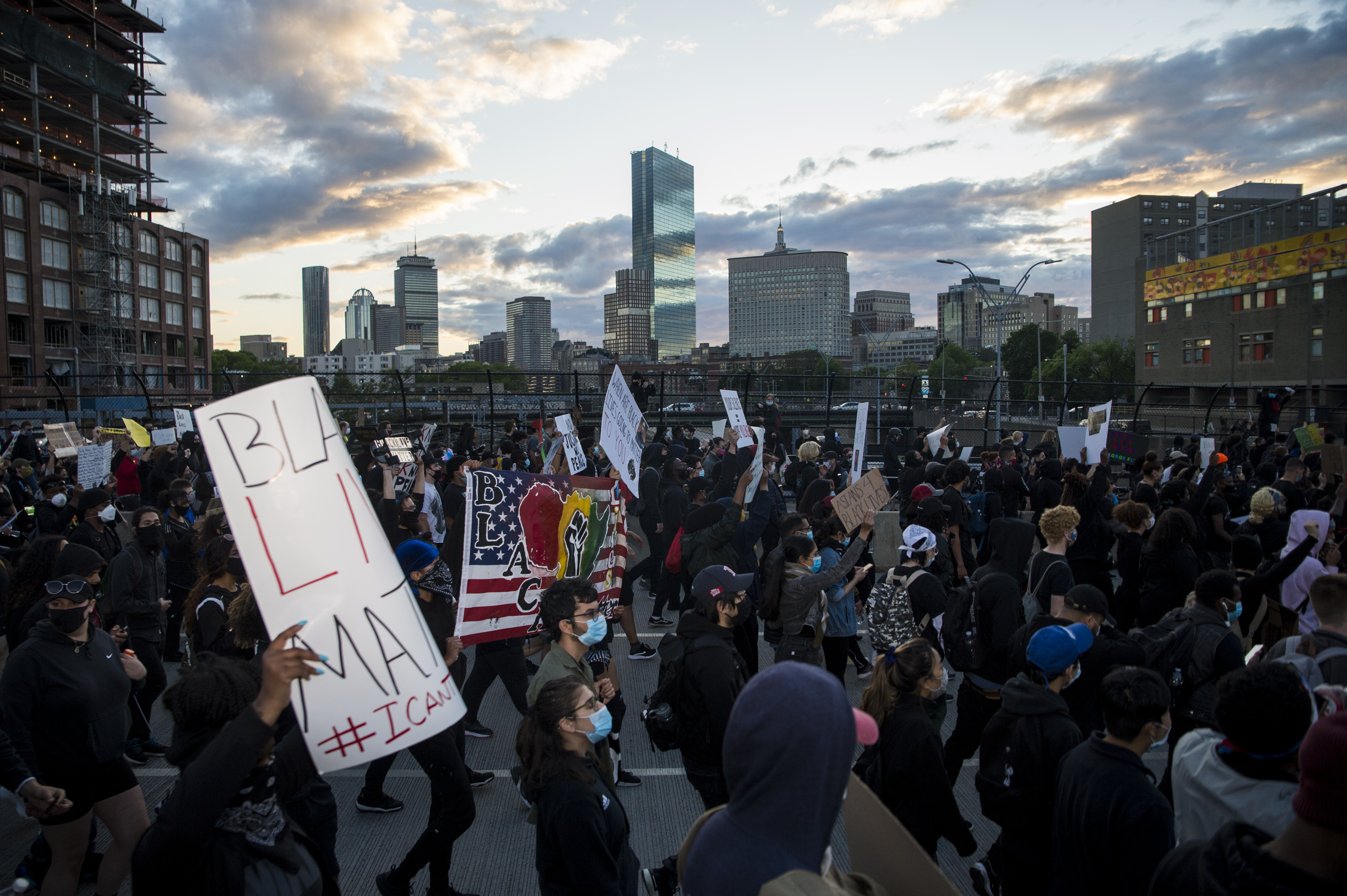 A new survey says white support for Black Lives Matter has slipped. Some  historians say they're not surprised - The Boston Globe