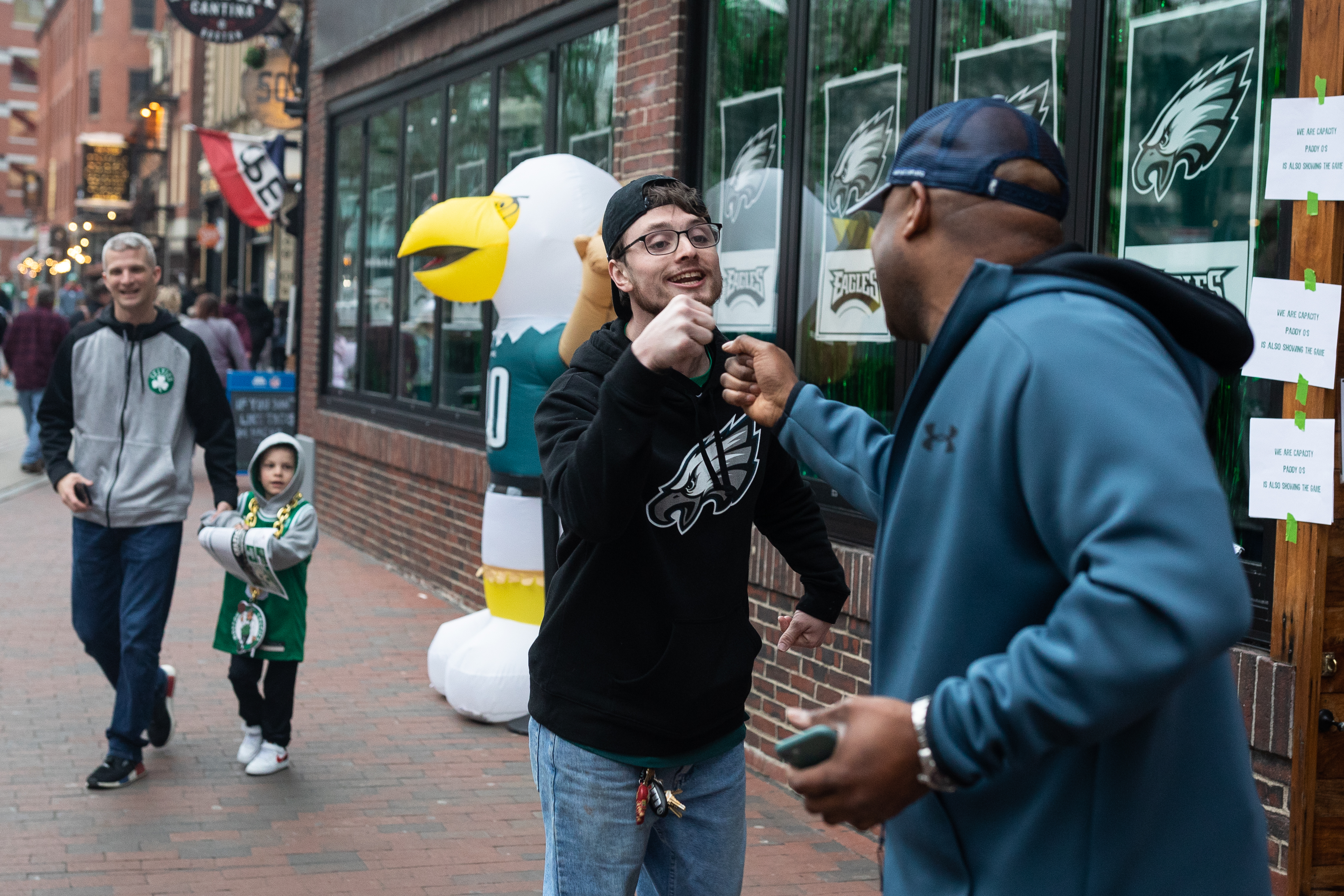 Eagles fans flood Philly streets after Super Bowl loss