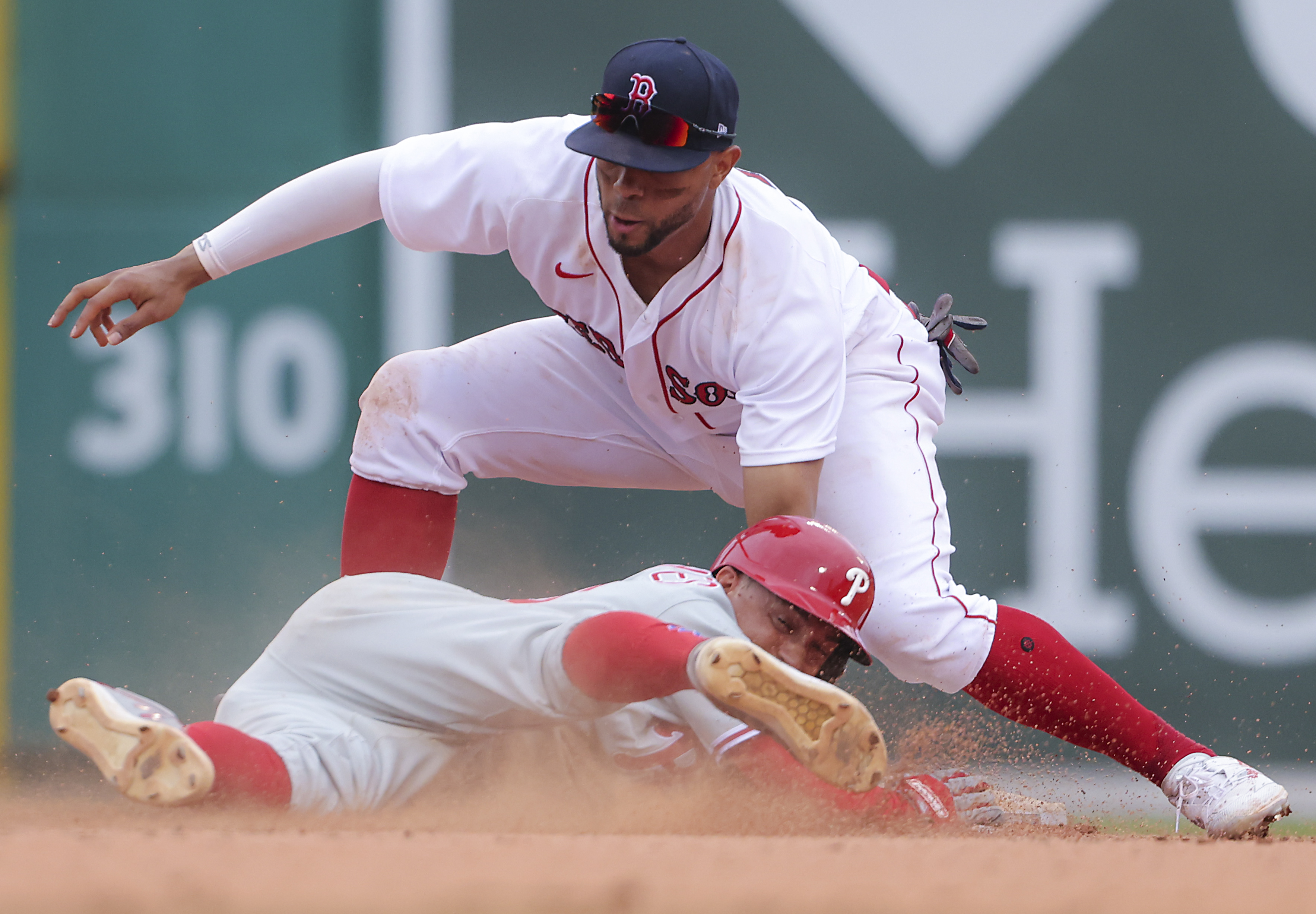 Recharged after the offseason, Phillies right fielder Nick