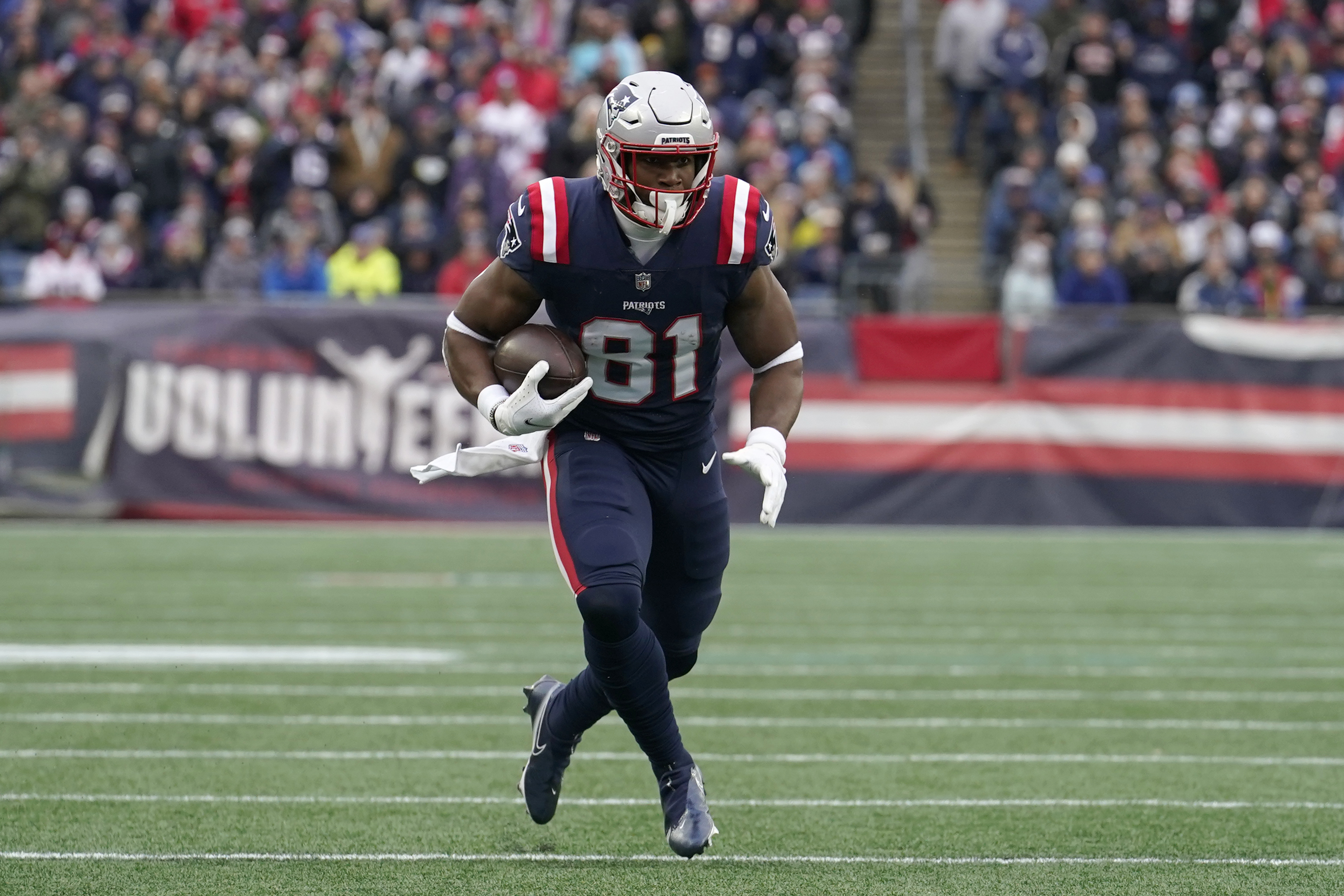 Patriots extend injured linebacker Raekwon McMillan through 2024 - NBC  Sports