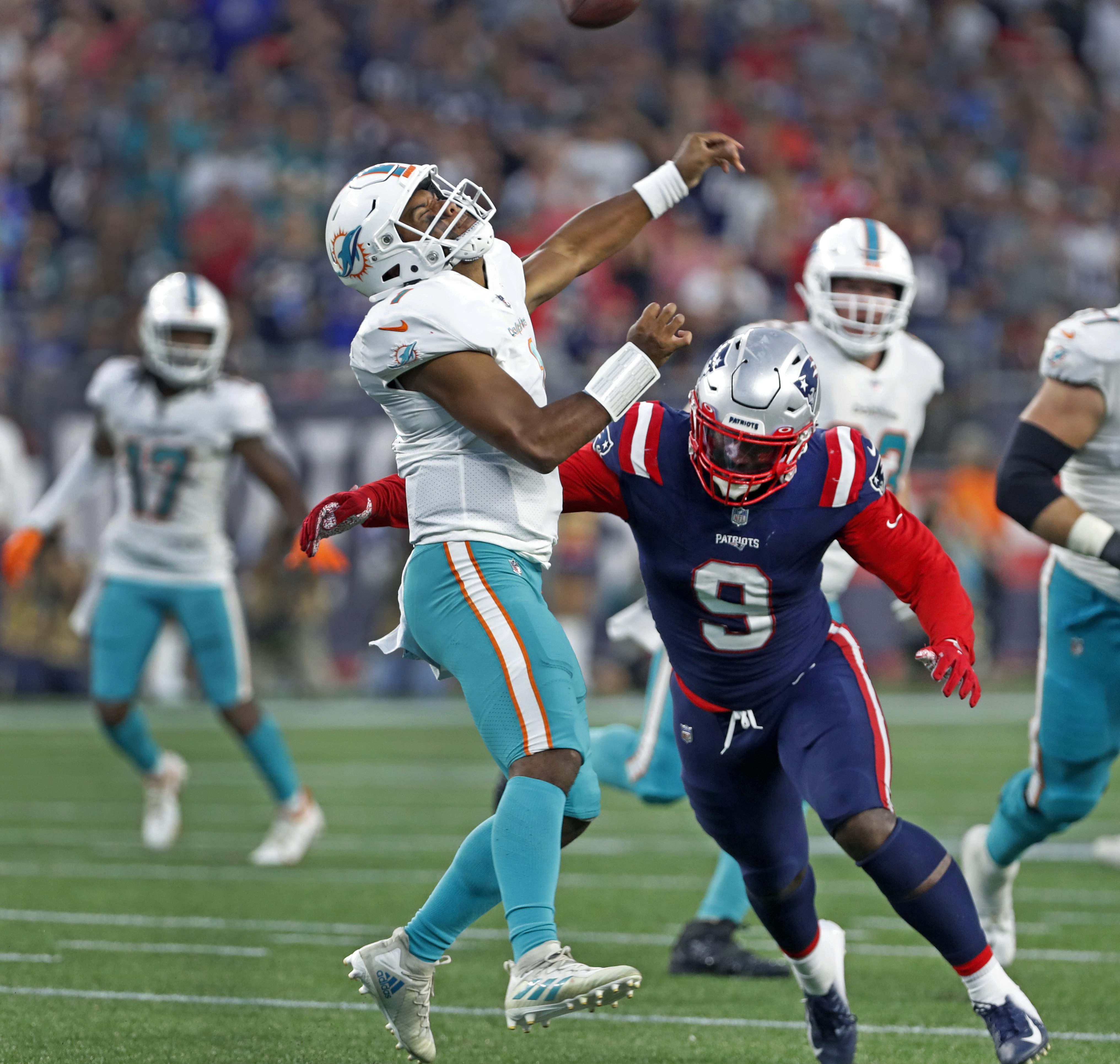 New Patriots pass rusher Matthew Judon digs at Tom Brady in interview