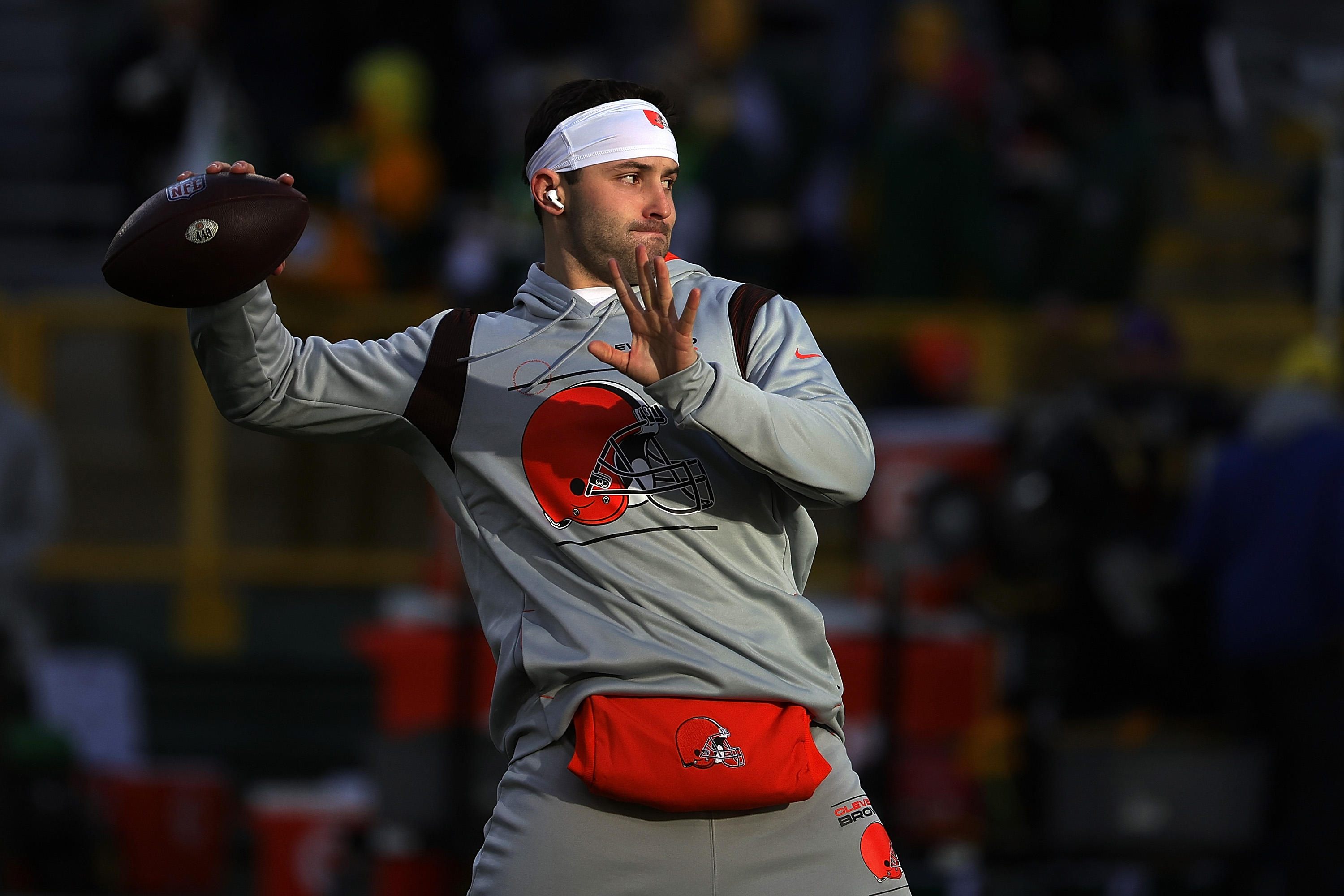 Browns' Mayfield downplays death threats after Packers loss - The