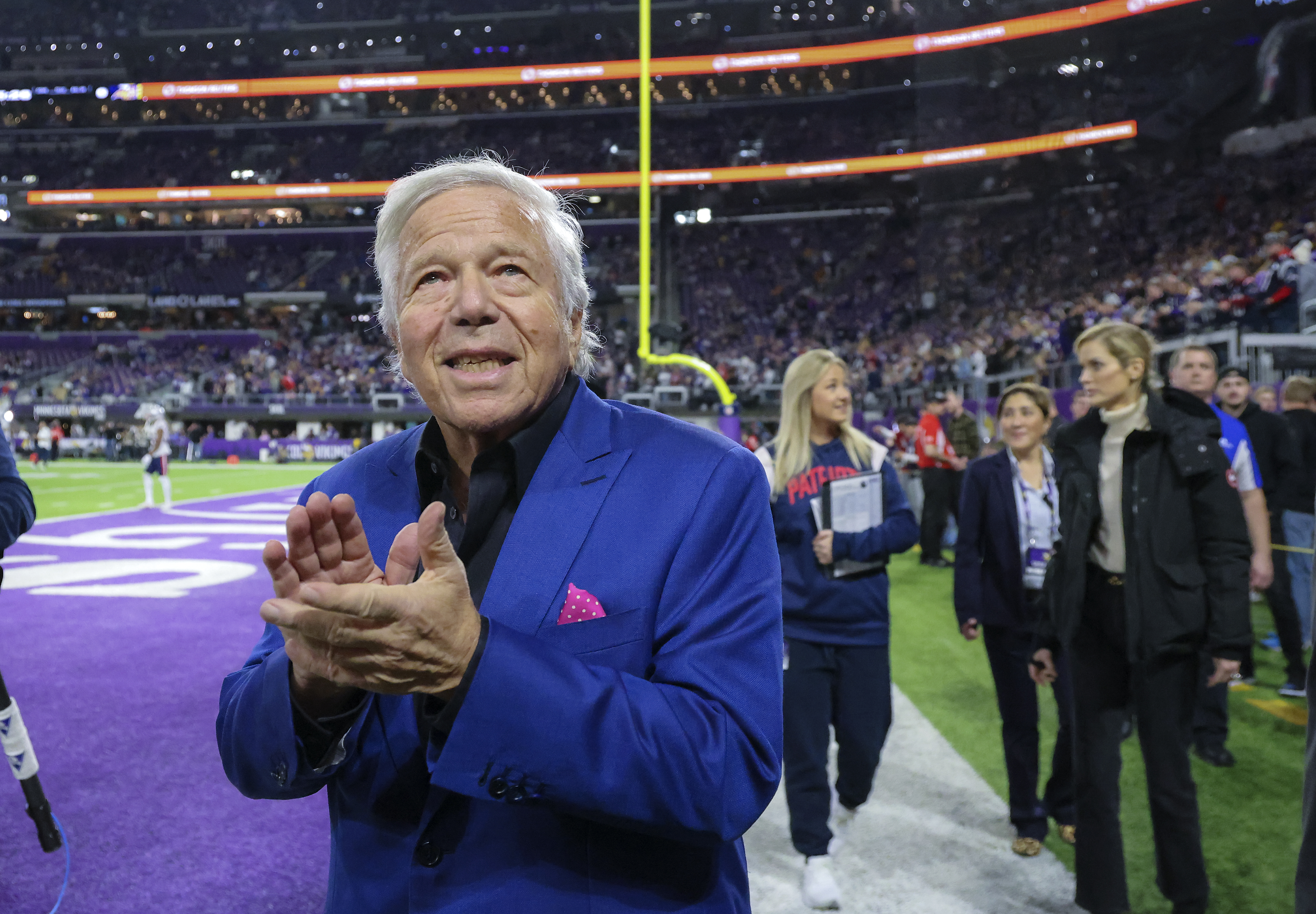 Patriots owner Robert Kraft again a semifinalist for the Pro Football Hall  of Fame - The Boston Globe