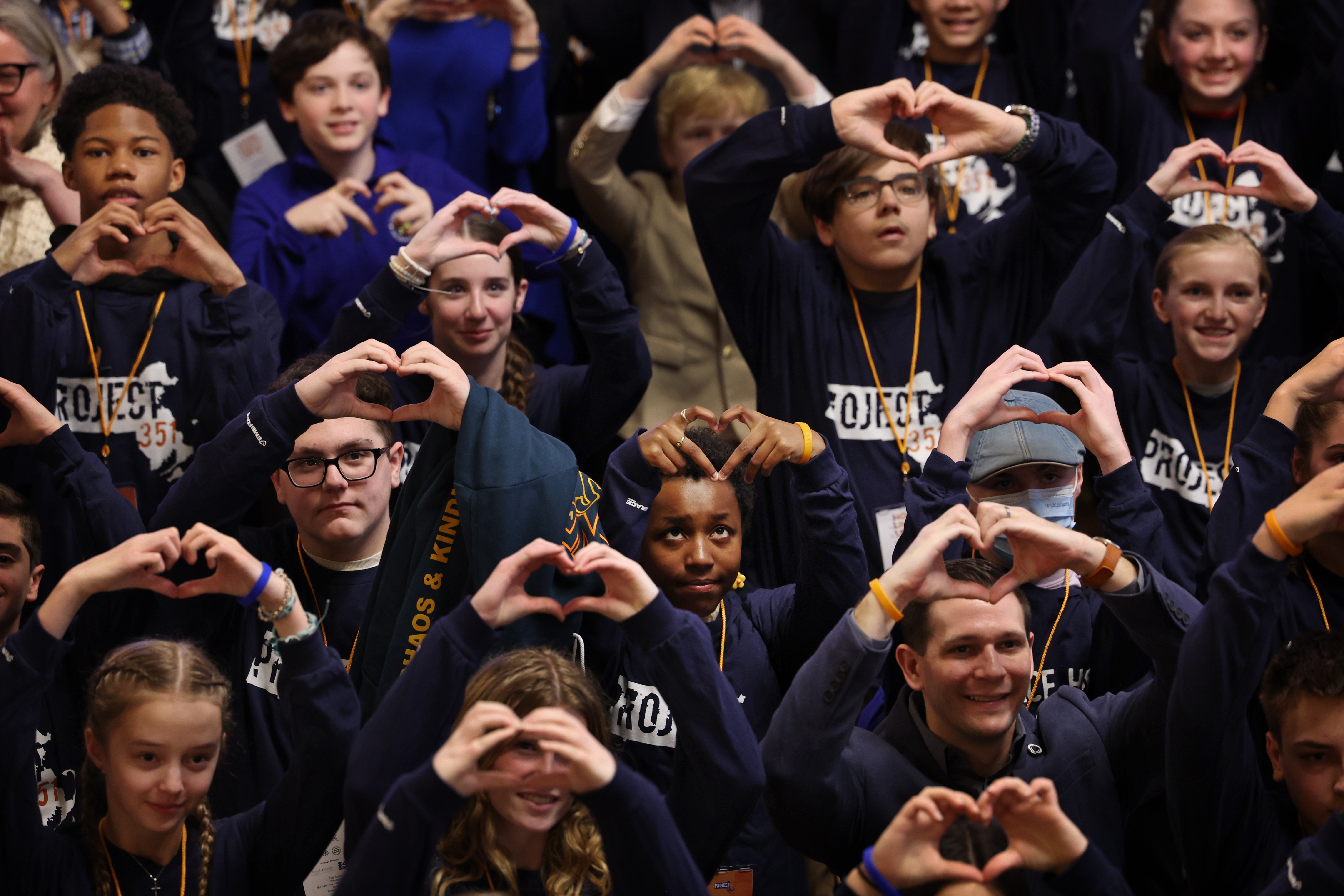 Teammates, fans gather to honor slain cornerback