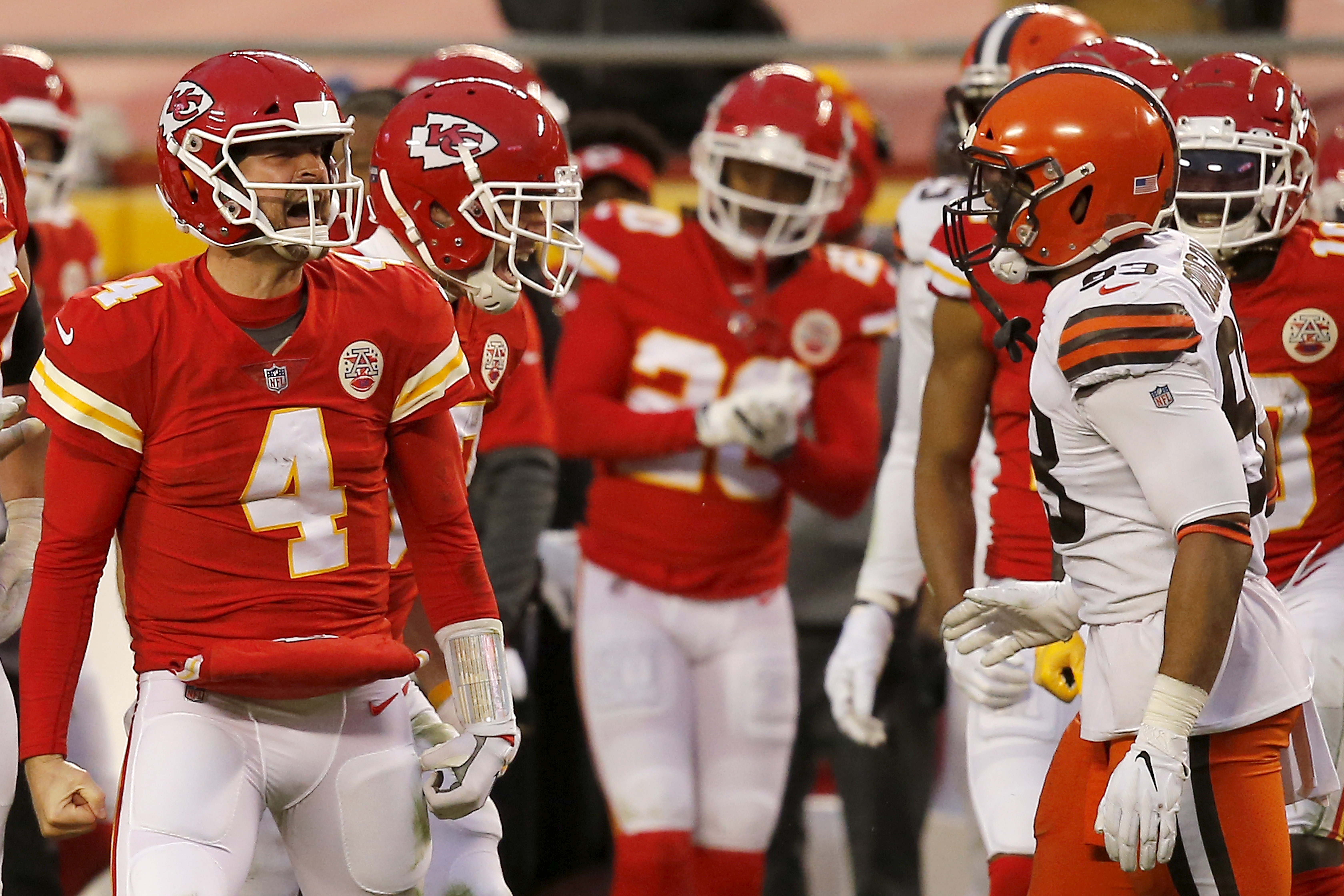 Patrick Mahomes injury: Kansas City Chiefs star leaves Browns game with a  concussion (video) 