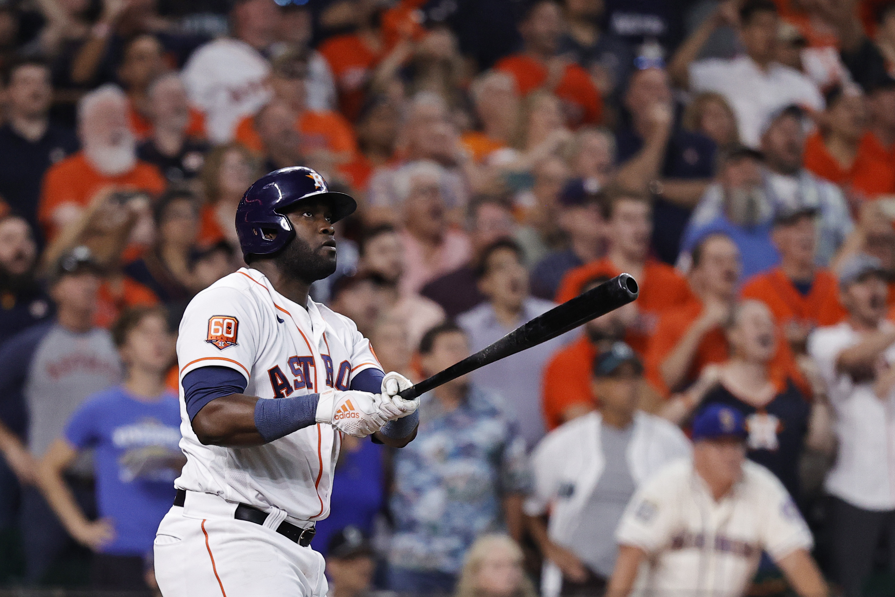Yordan Alvarez's walkoff home run completes Astros comeback over Mariners  in AL Division Series opener - The Boston Globe