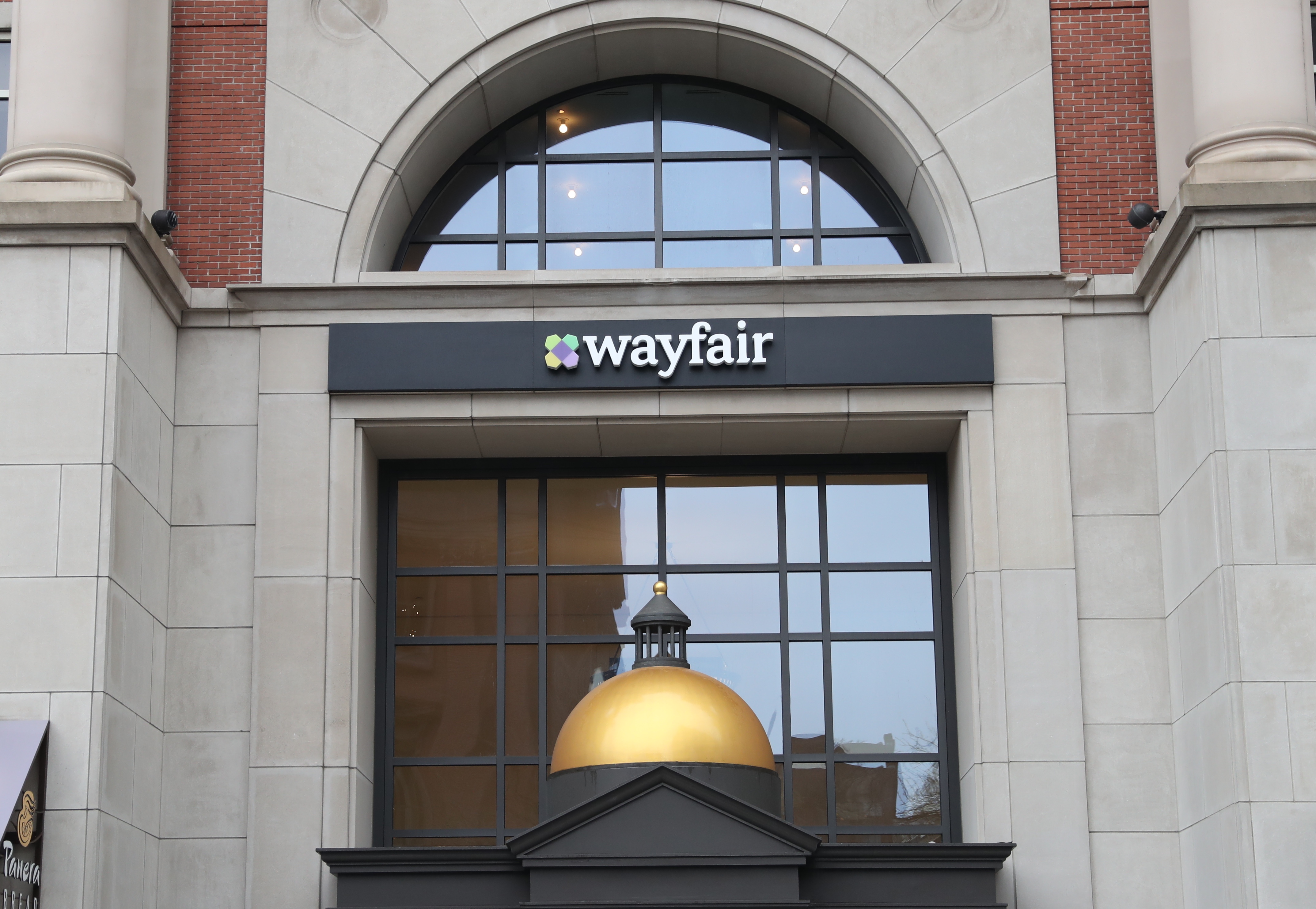 Wayfair, once a growth engine of the city, makes deep cuts as tech sector  reels - The Boston Globe