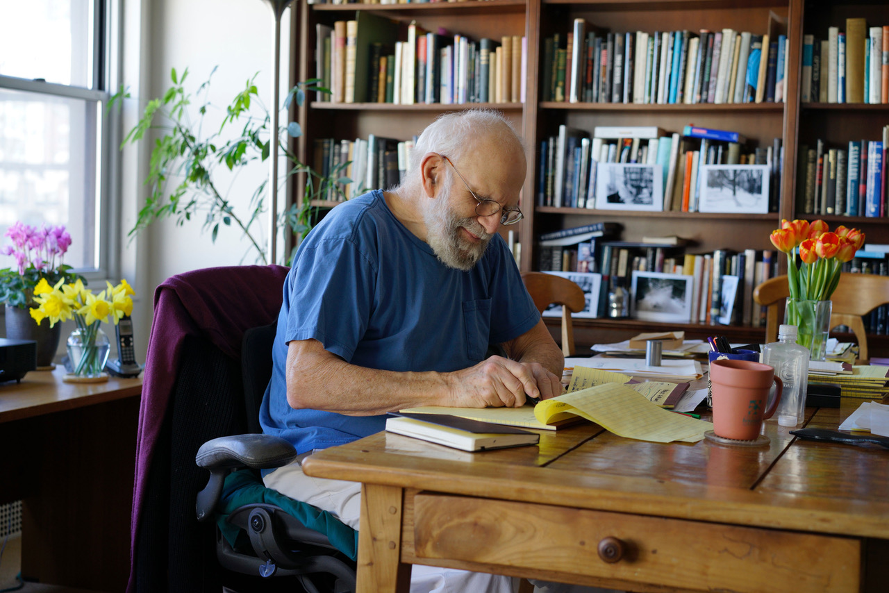 The Fully Immersive Mind of Oliver Sacks