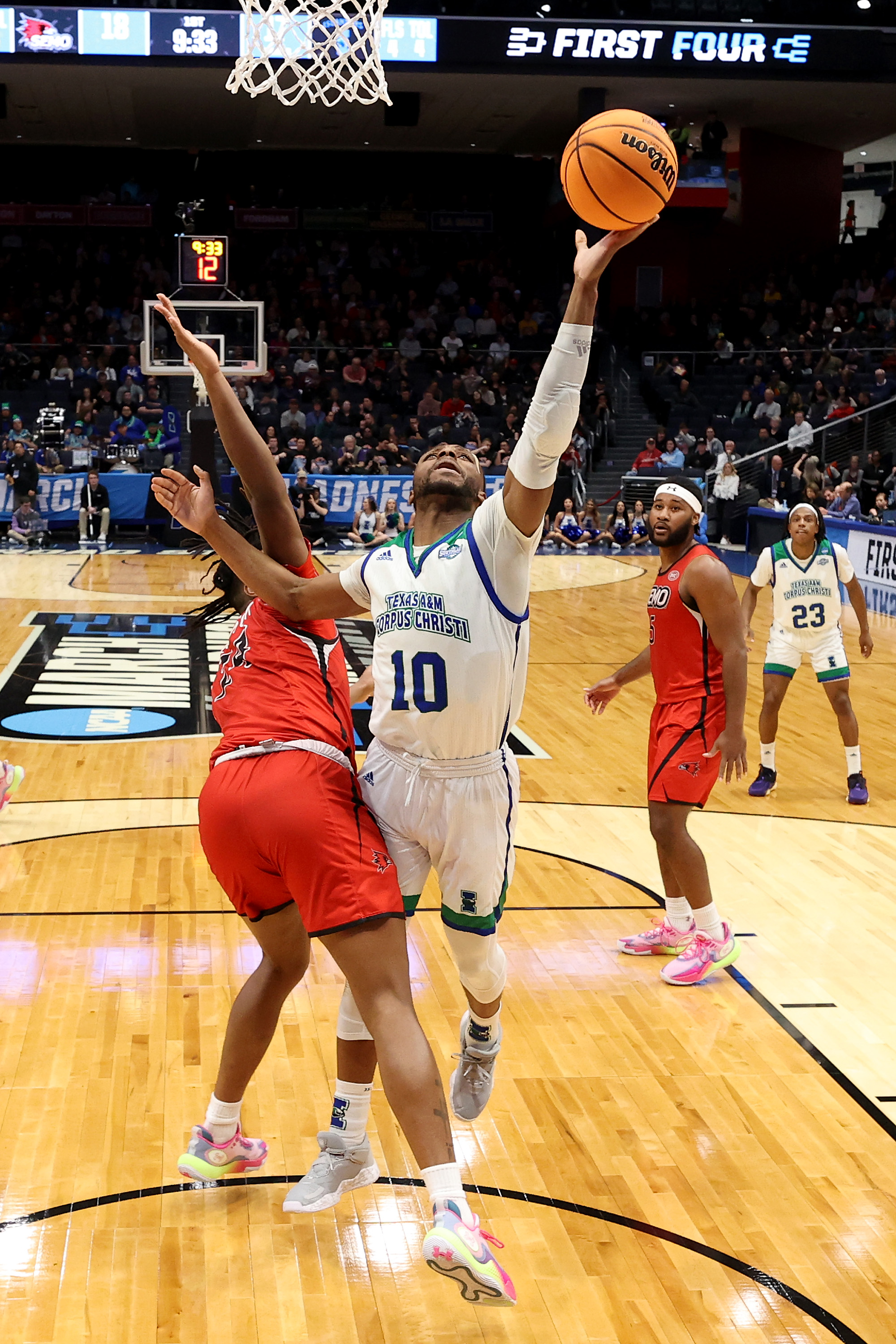 March Madness: Texas A&M Corpus Christi earns Lone Star State's