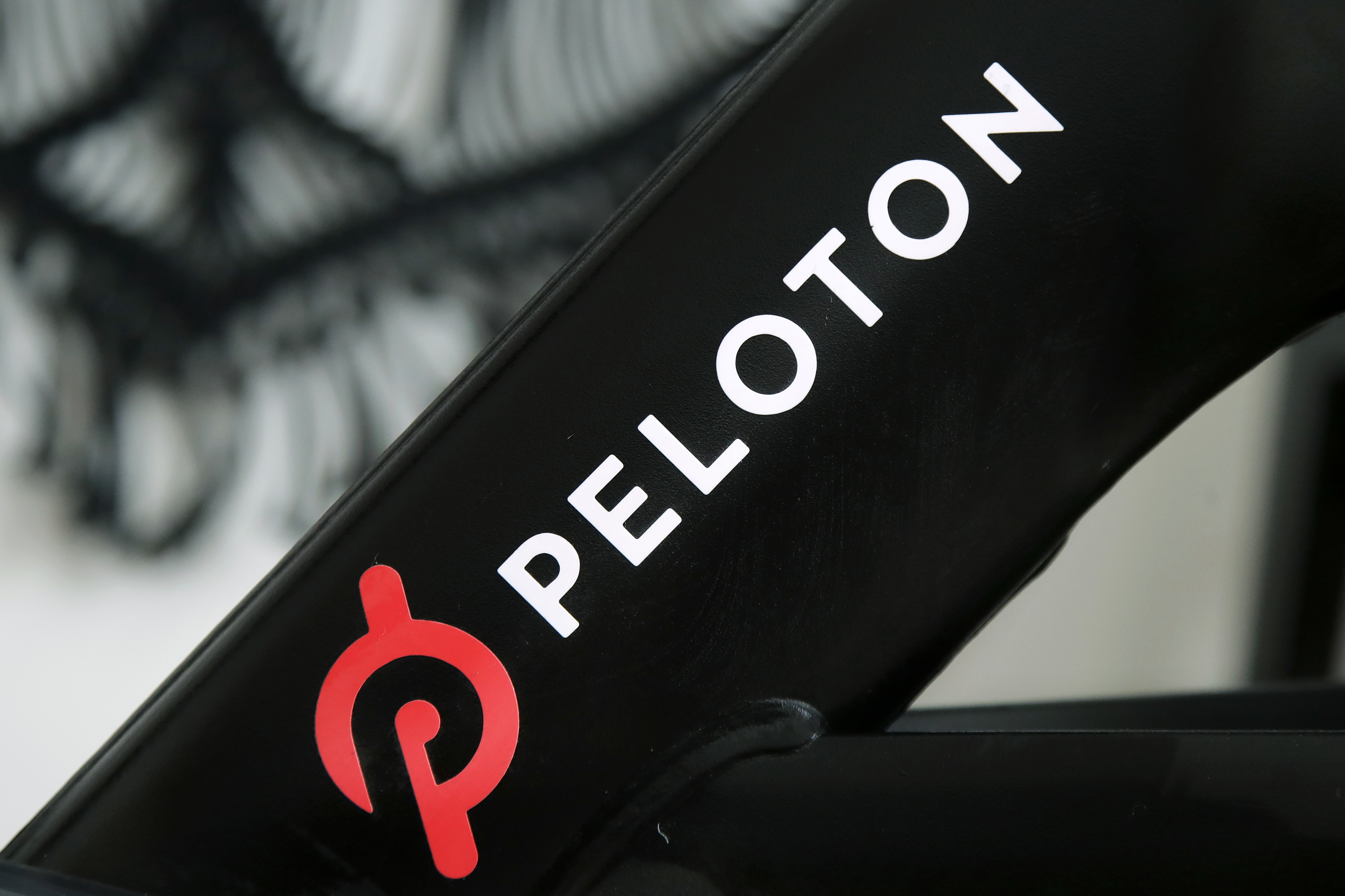 pause peloton ride