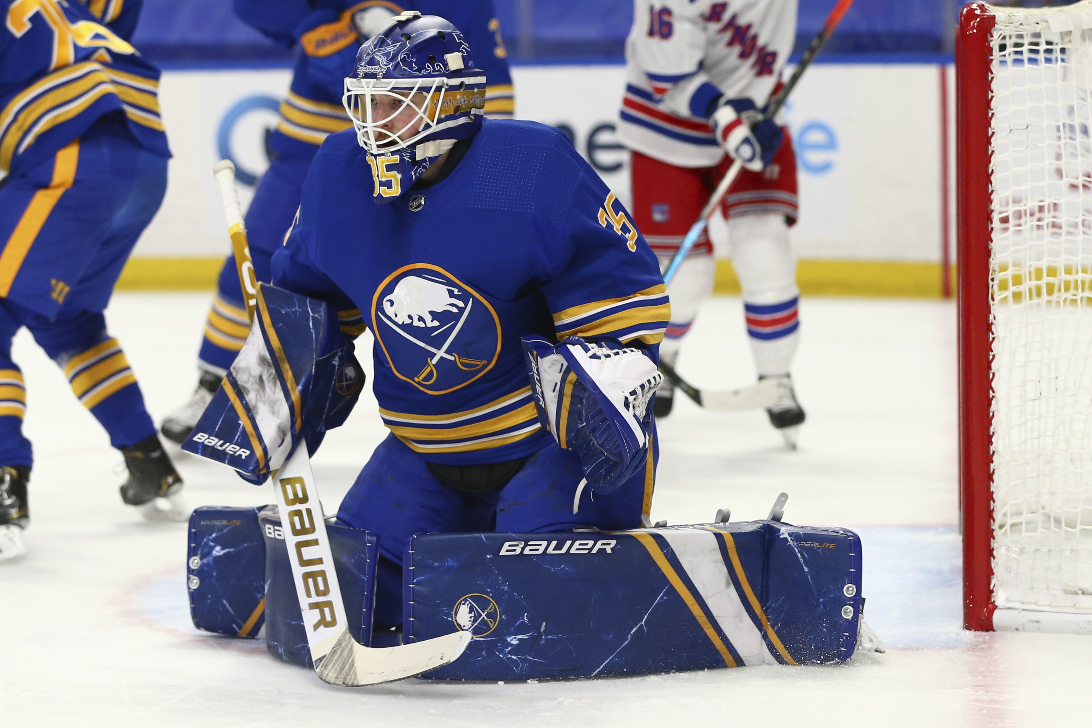 How does the arrival of Linus Ullmark impact the Bruins' goaltending corps?