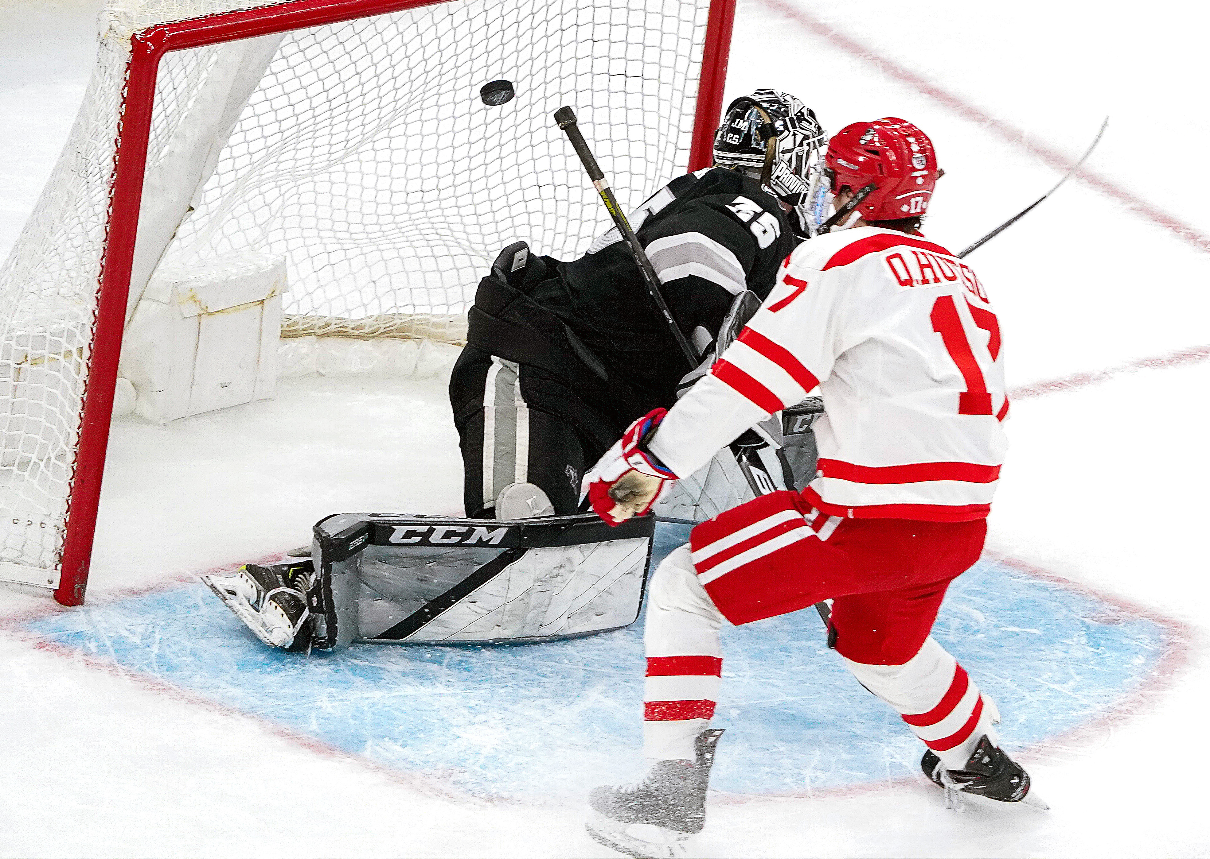 BU Men's Hockey on X: SEE YOU FRIDAY AT THE GARDEN!   / X