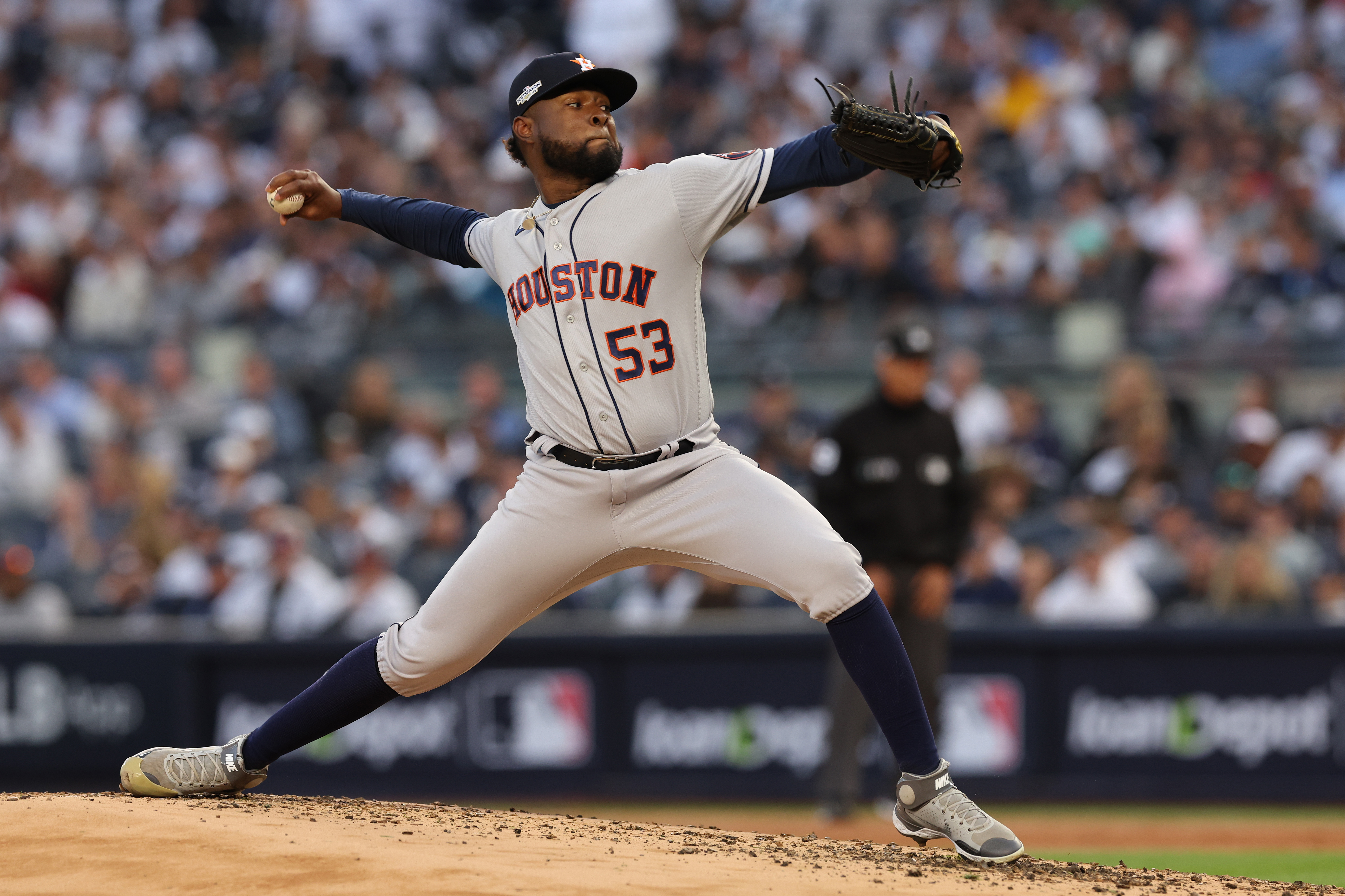 Christian Vázquez guides Astros pitchers to ALCS Game 3 win