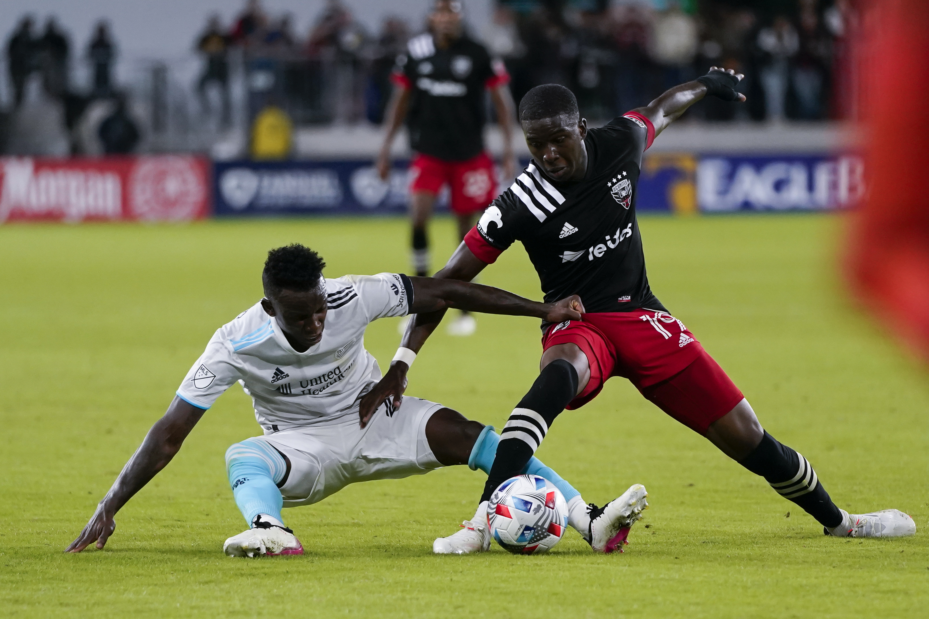 Ola Kamara receives green card