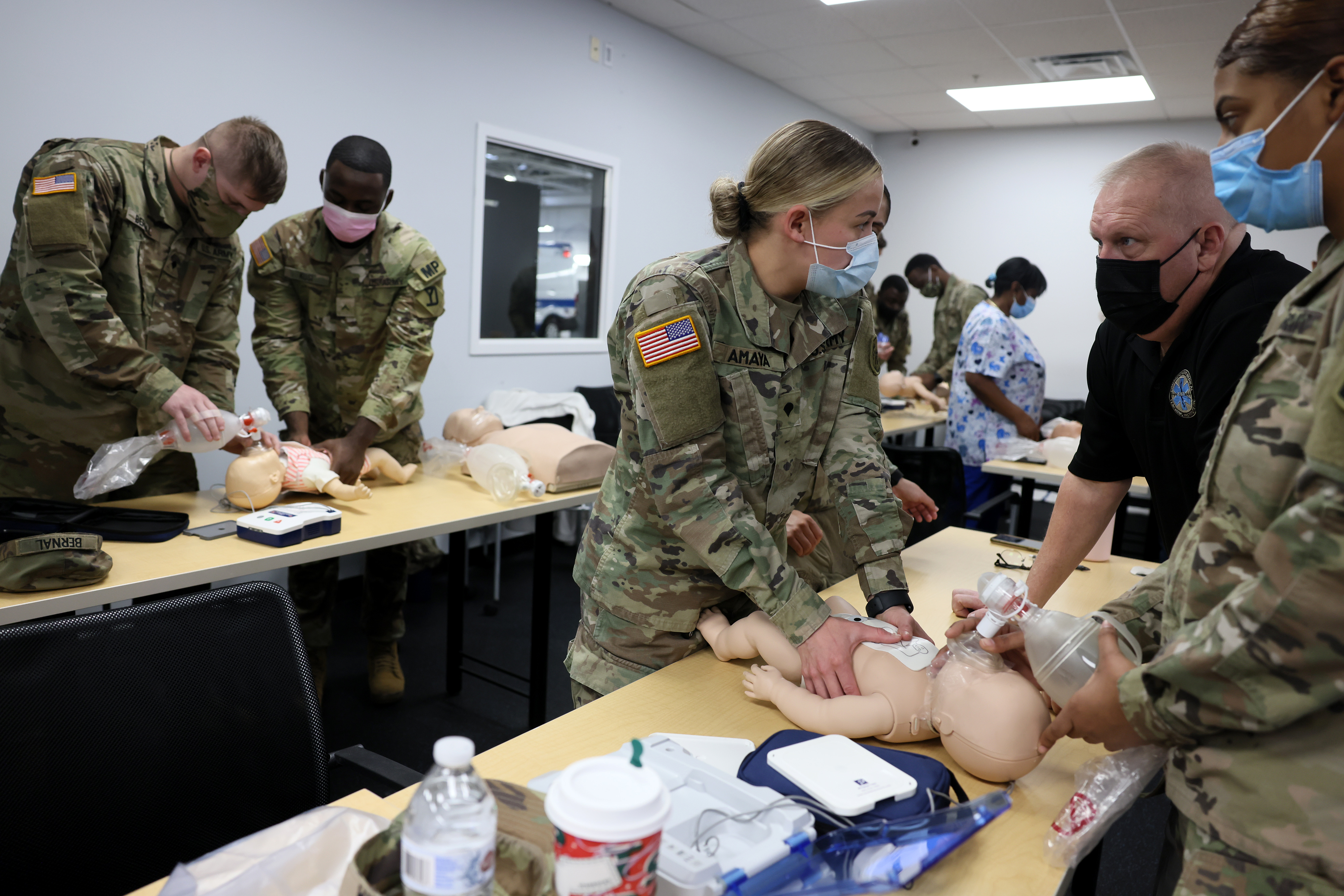 Air Force medic helps deliver wife's baby