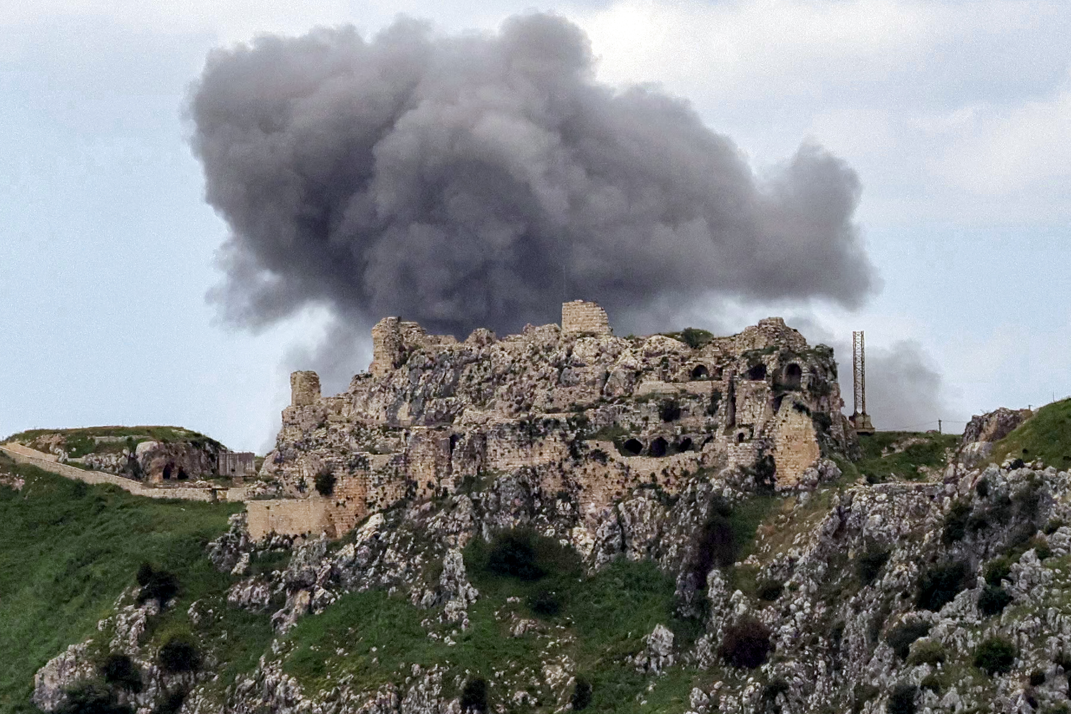 Israeli army captures strategic castle in Lebanon