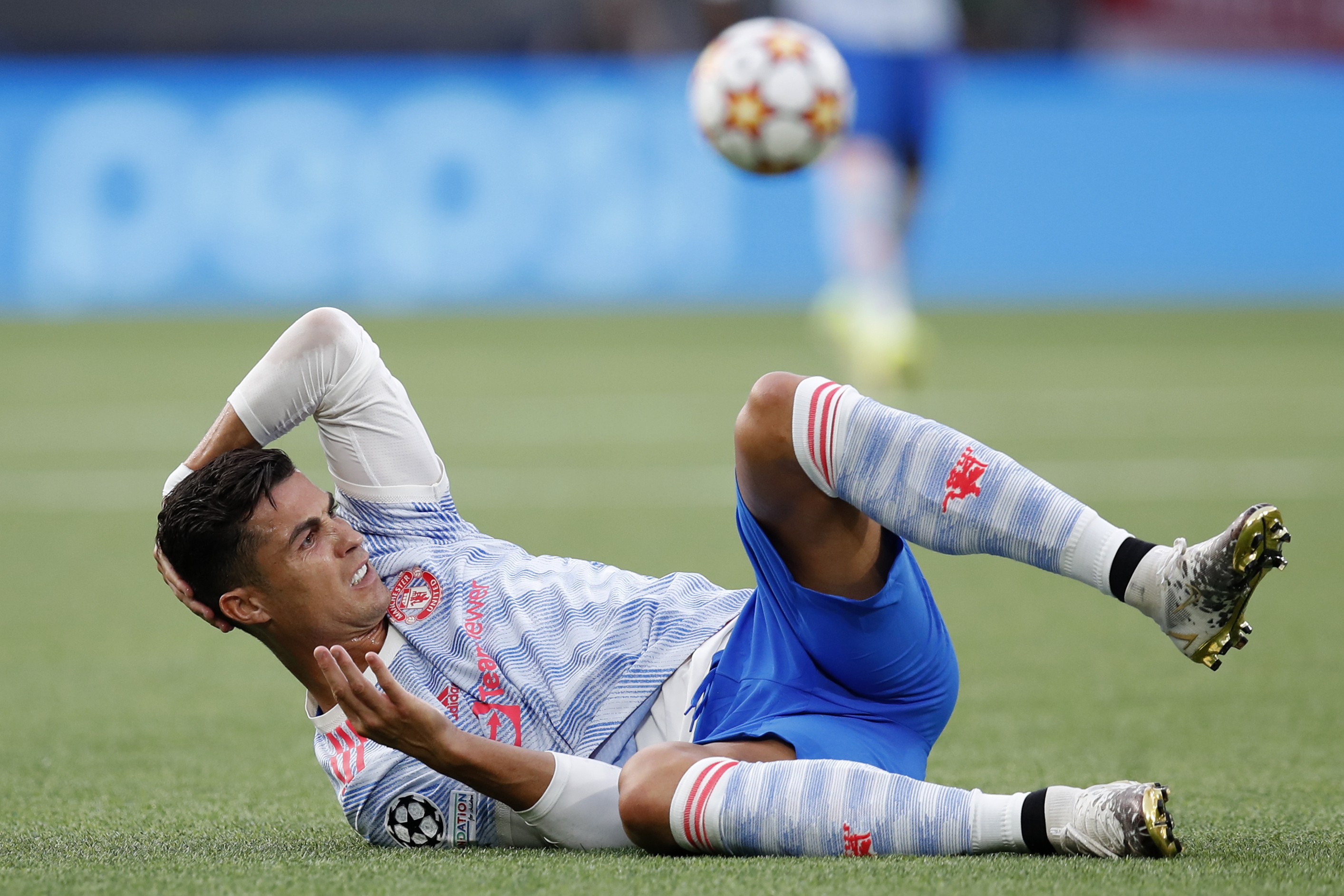 Cristiano Ronaldo scored, but Manchester United still suffered a 2-1 loss Tuesday.