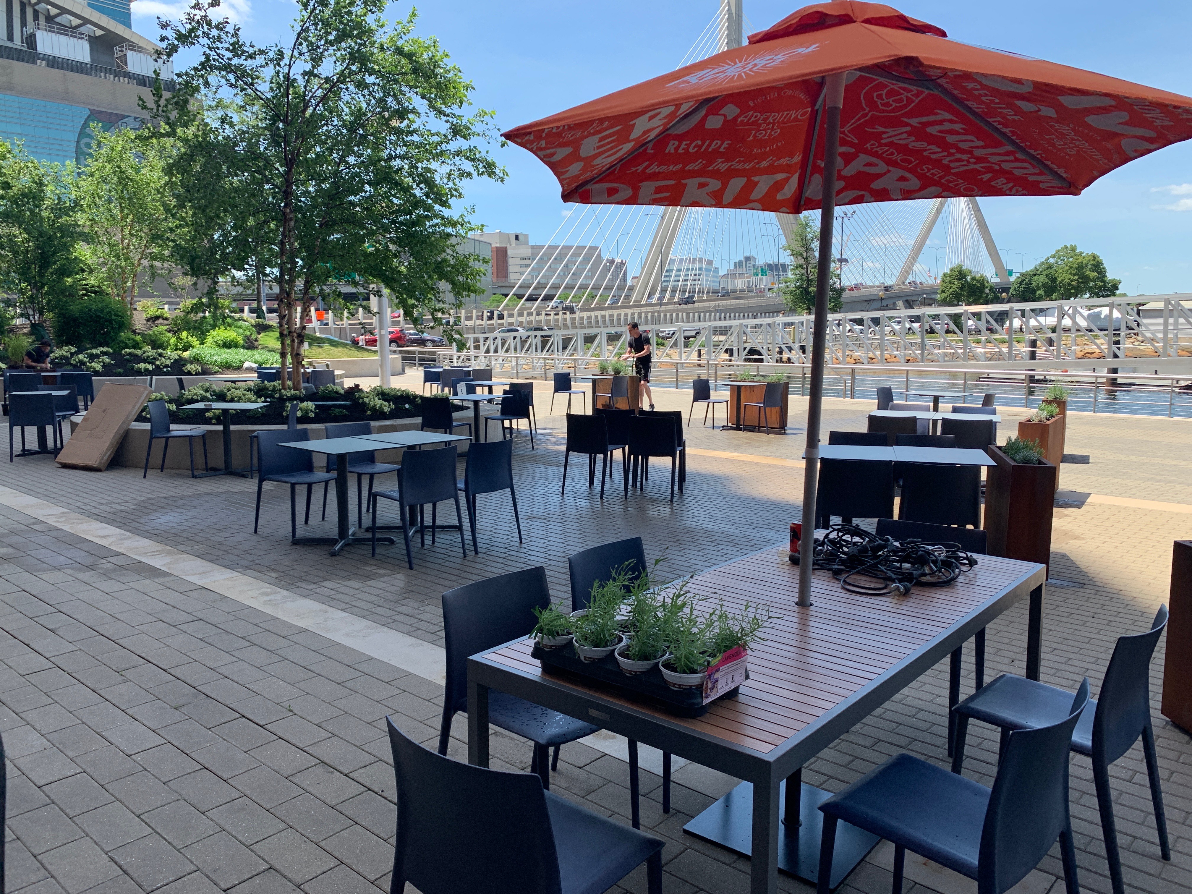 A look at Alcove's patio on Lovejoy Wharf.