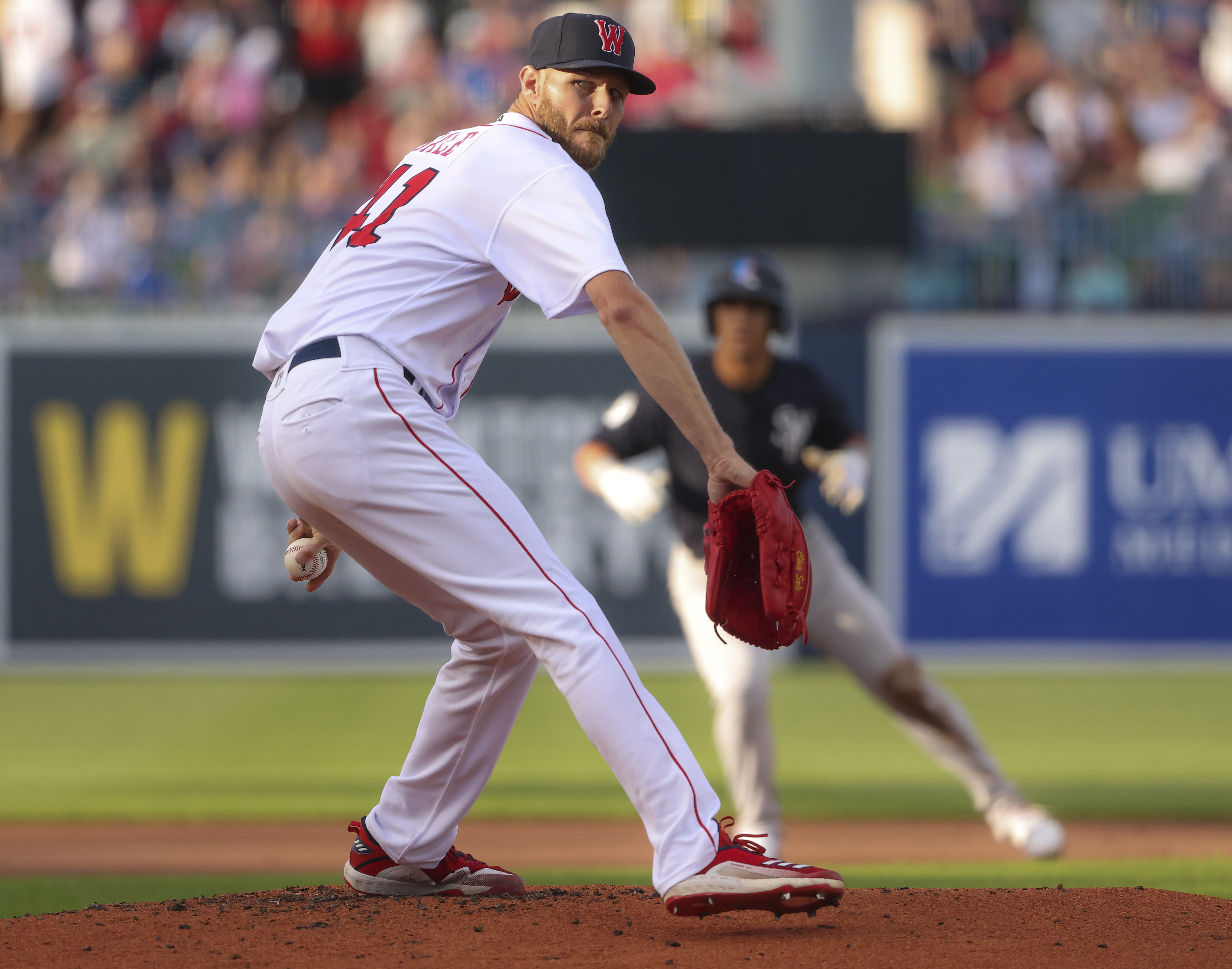 Chris Sale throws major-league hissy fit after bad outing against