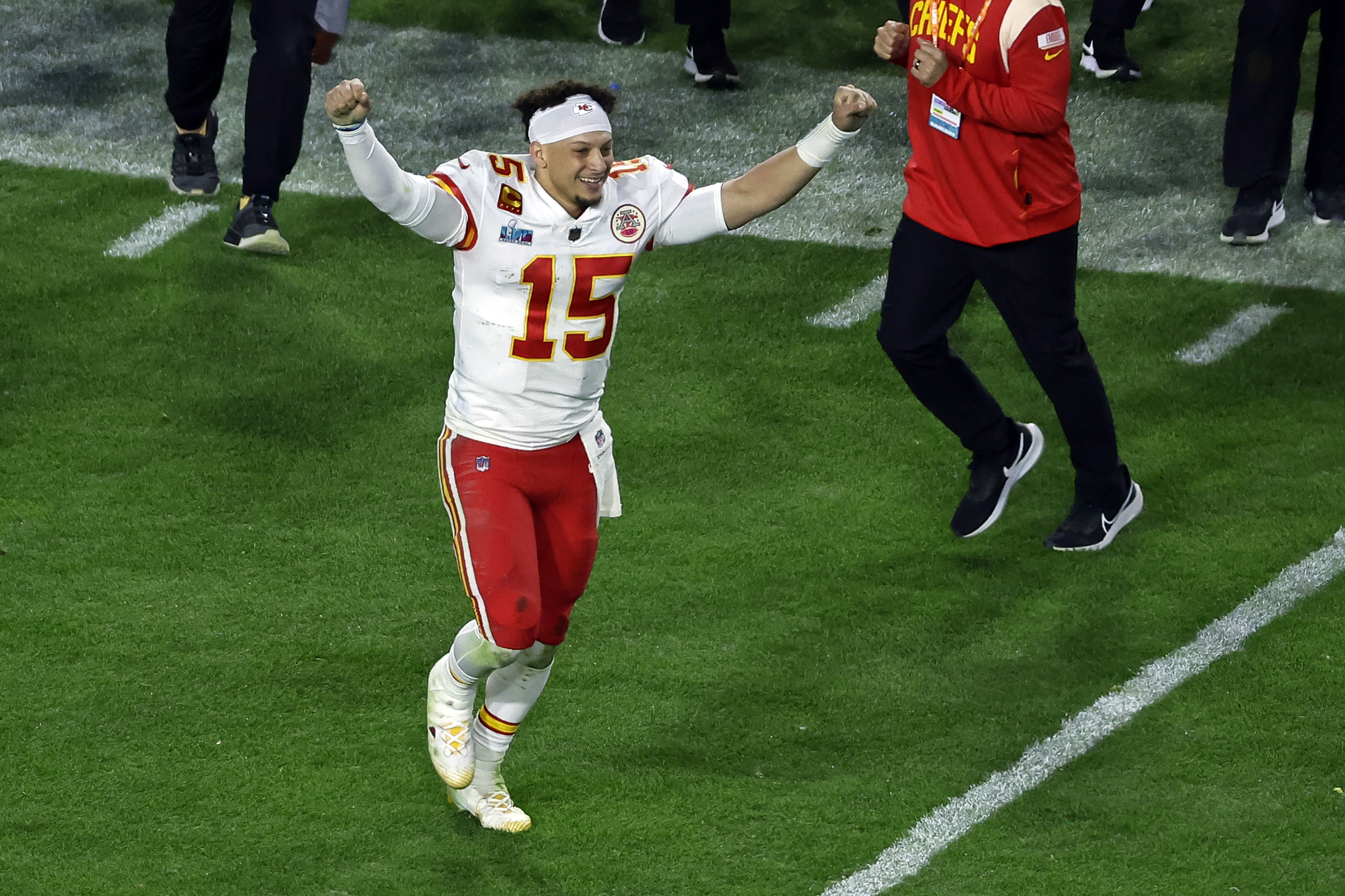 Patrick Mahomes appears ready for Chiefs' camp in new training