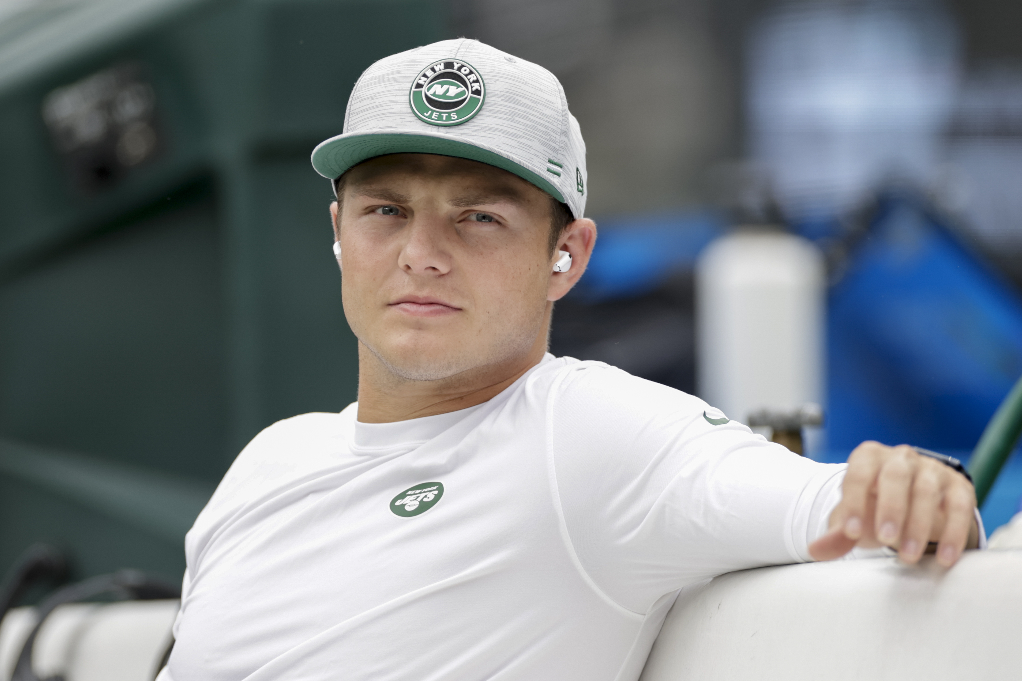 Jets quarterback Zach Wilson works out, still 'possible' to start