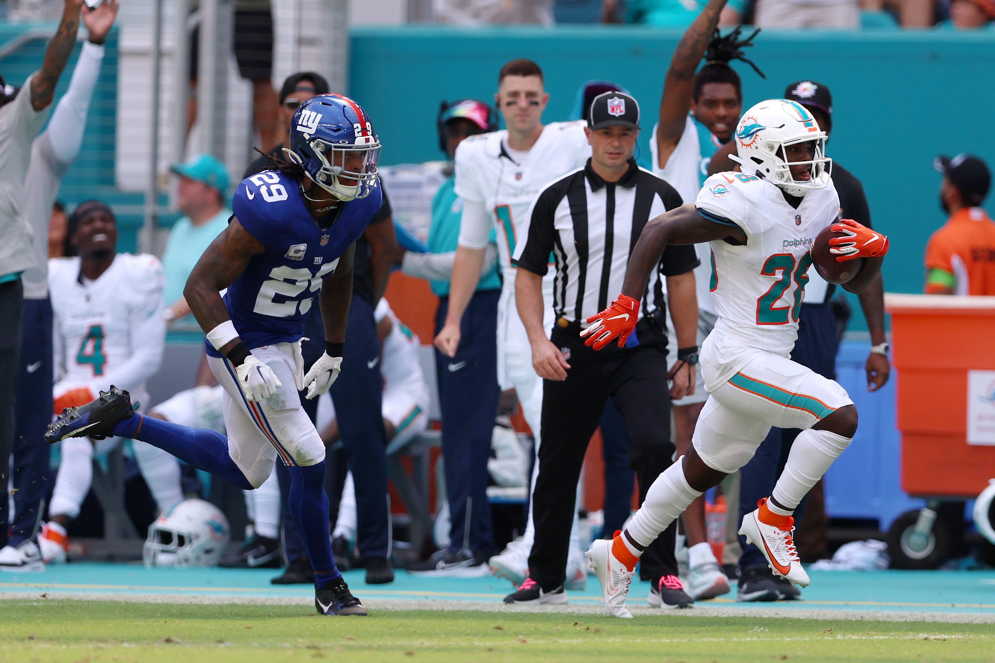 Dolphins opt for all-aqua uniforms for first time in 10 years - The  Washington Post