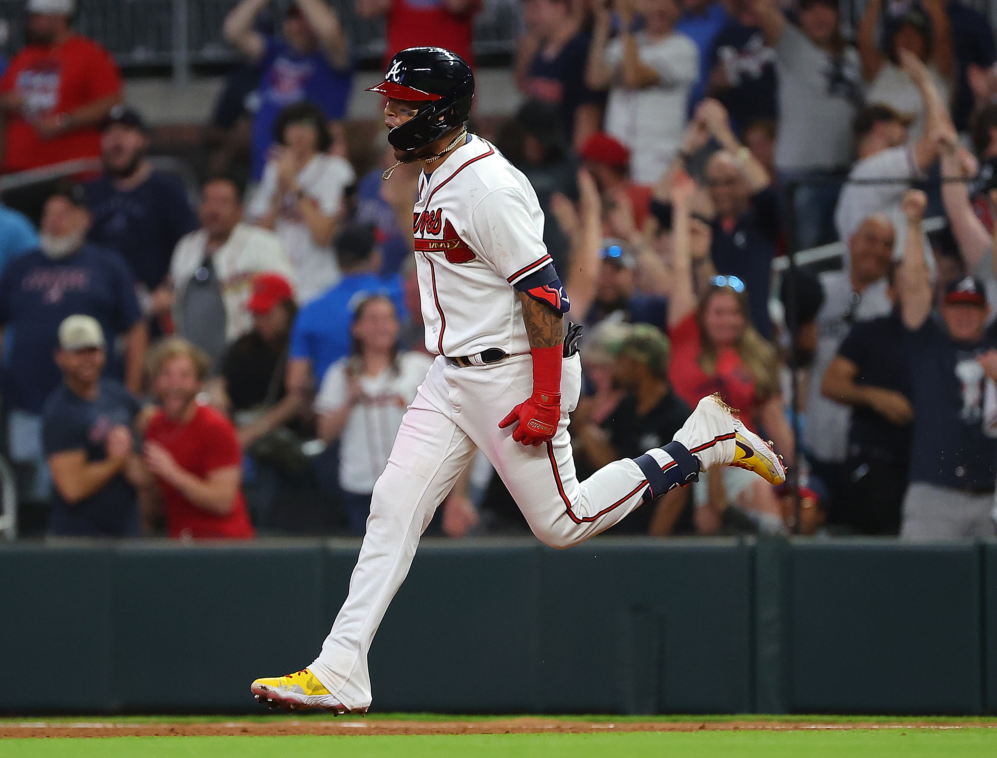 Red Sox stunning success wearing yellow City Connect jerseys continues with  walk-off grand slam
