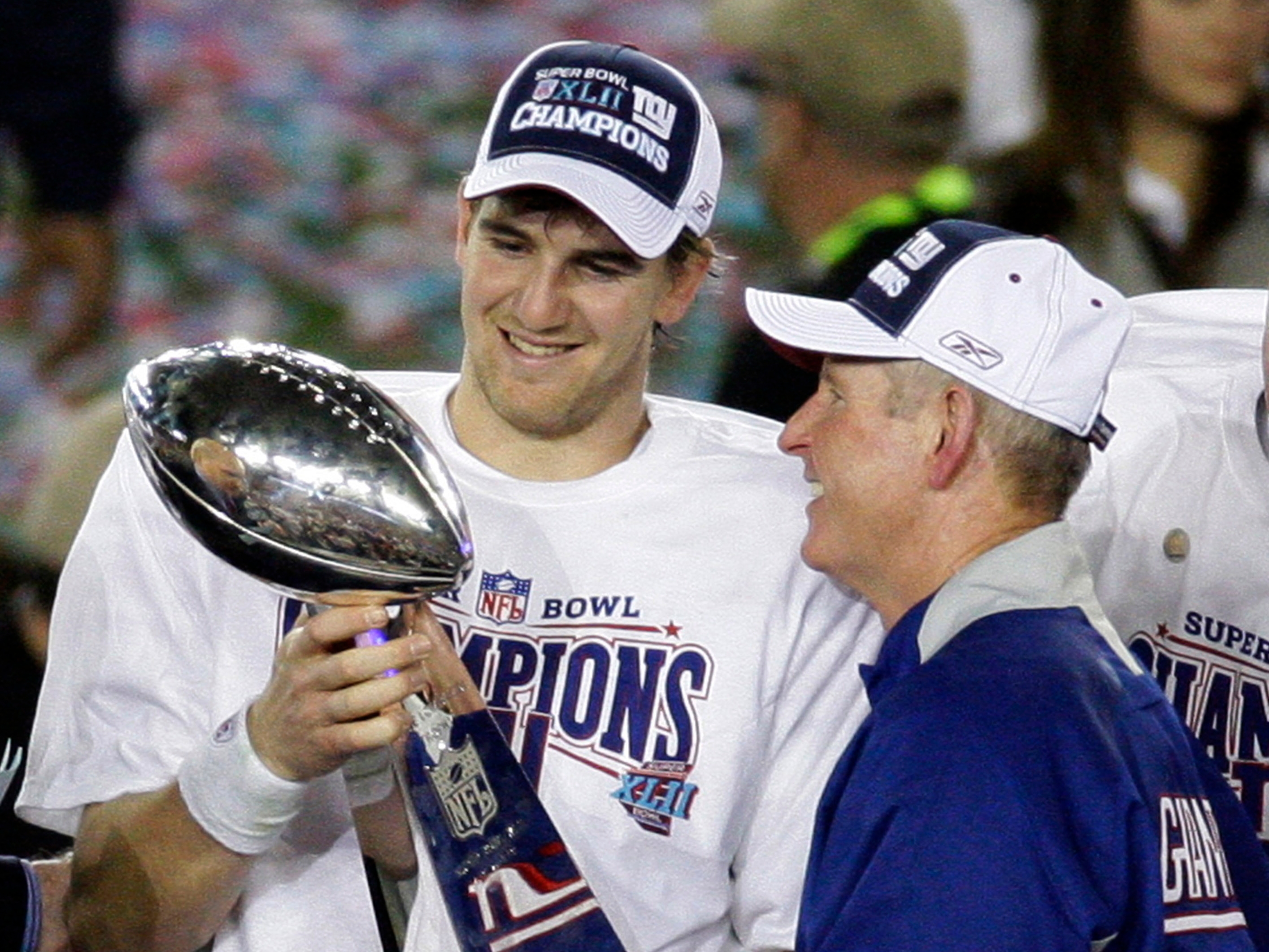 Eli Manning sees the similarities between Tom Brady's run to the Super Bowl  and the Giants' ring in 2008 - The Boston Globe
