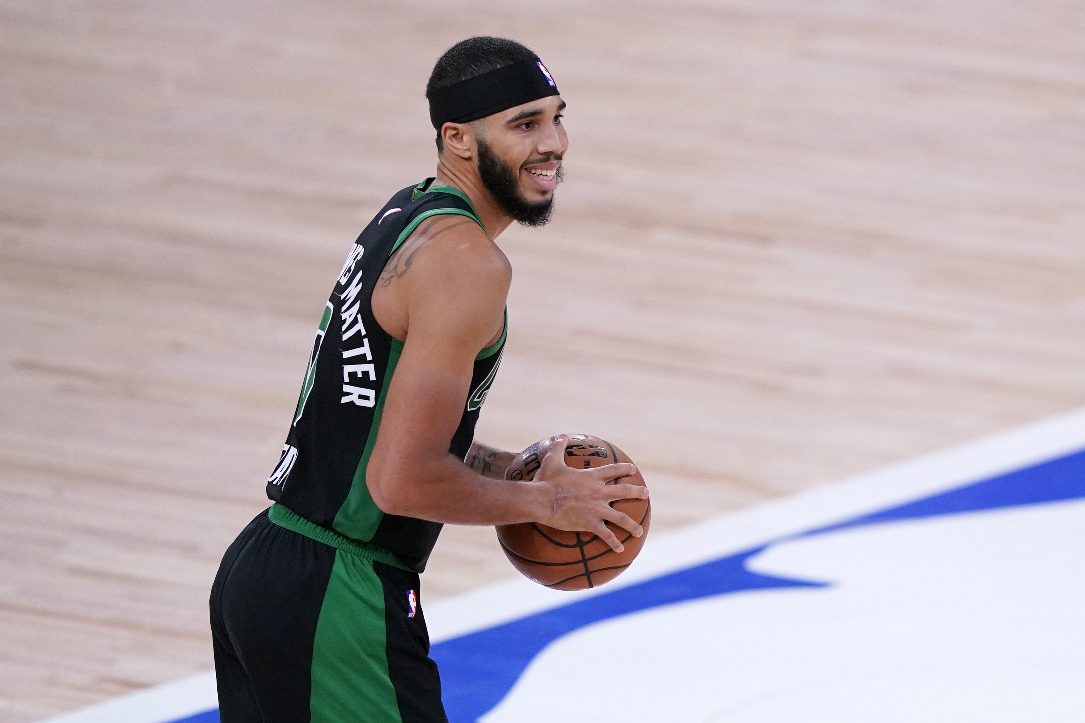 Jayson Tatum and the Celtics are expecting another battle in Game 4 Wednesday night.