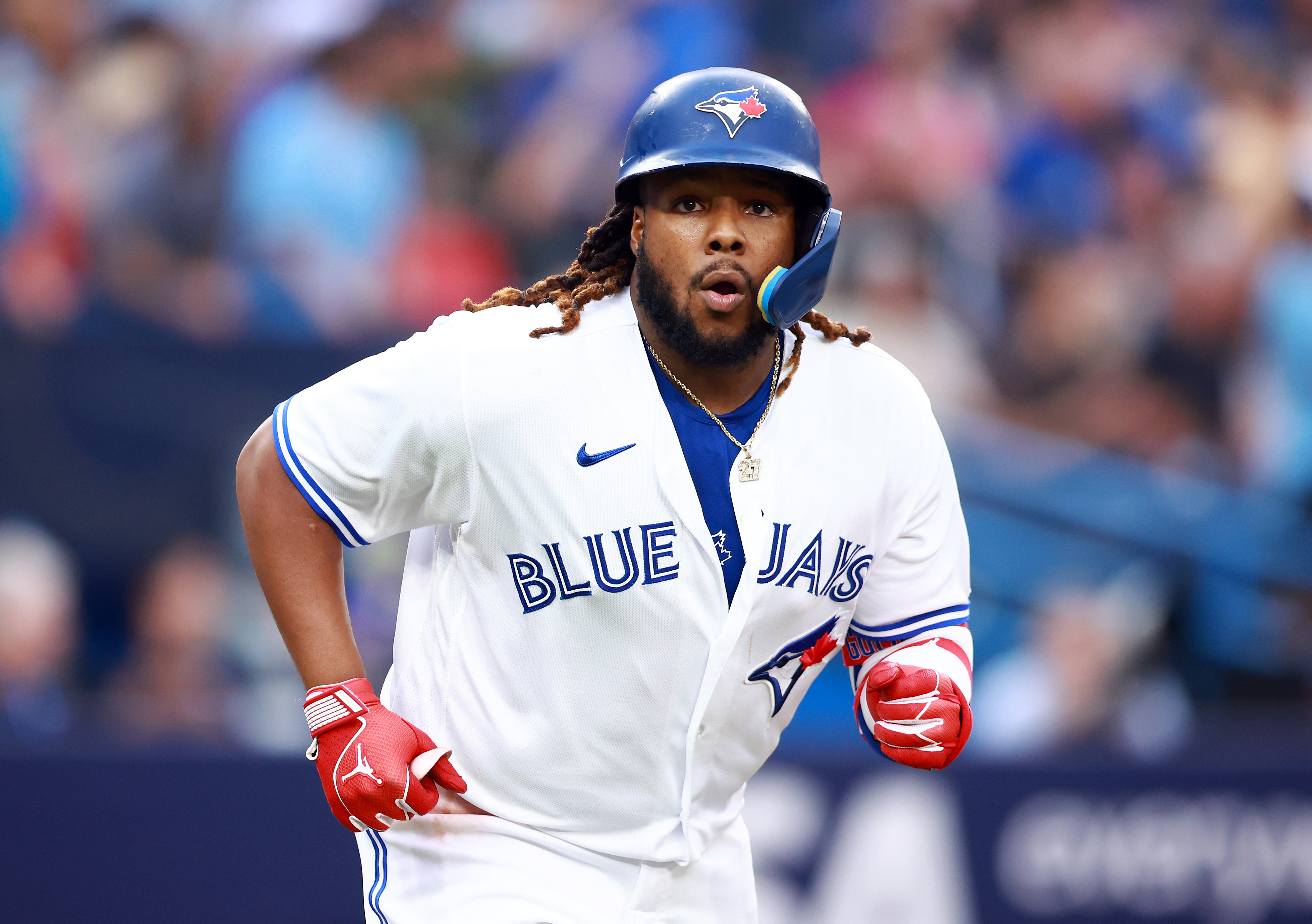 Vladimir Guerrero Jr. follows up Home Run Derby win with long ball in first  at-bat back with Blue Jays - The Boston Globe