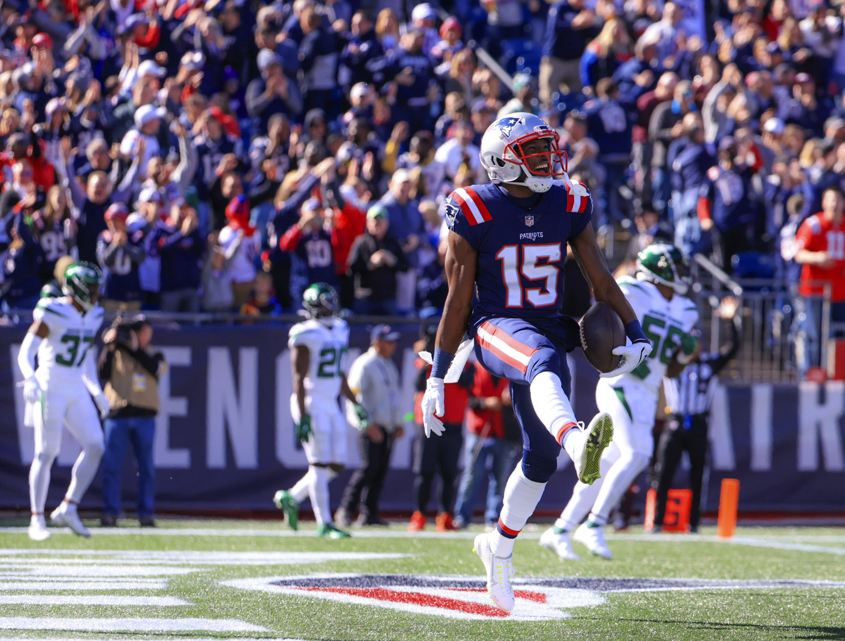 Kendrick Bourne gives Patriots a welcome boost of energy on practice field  - The Boston Globe