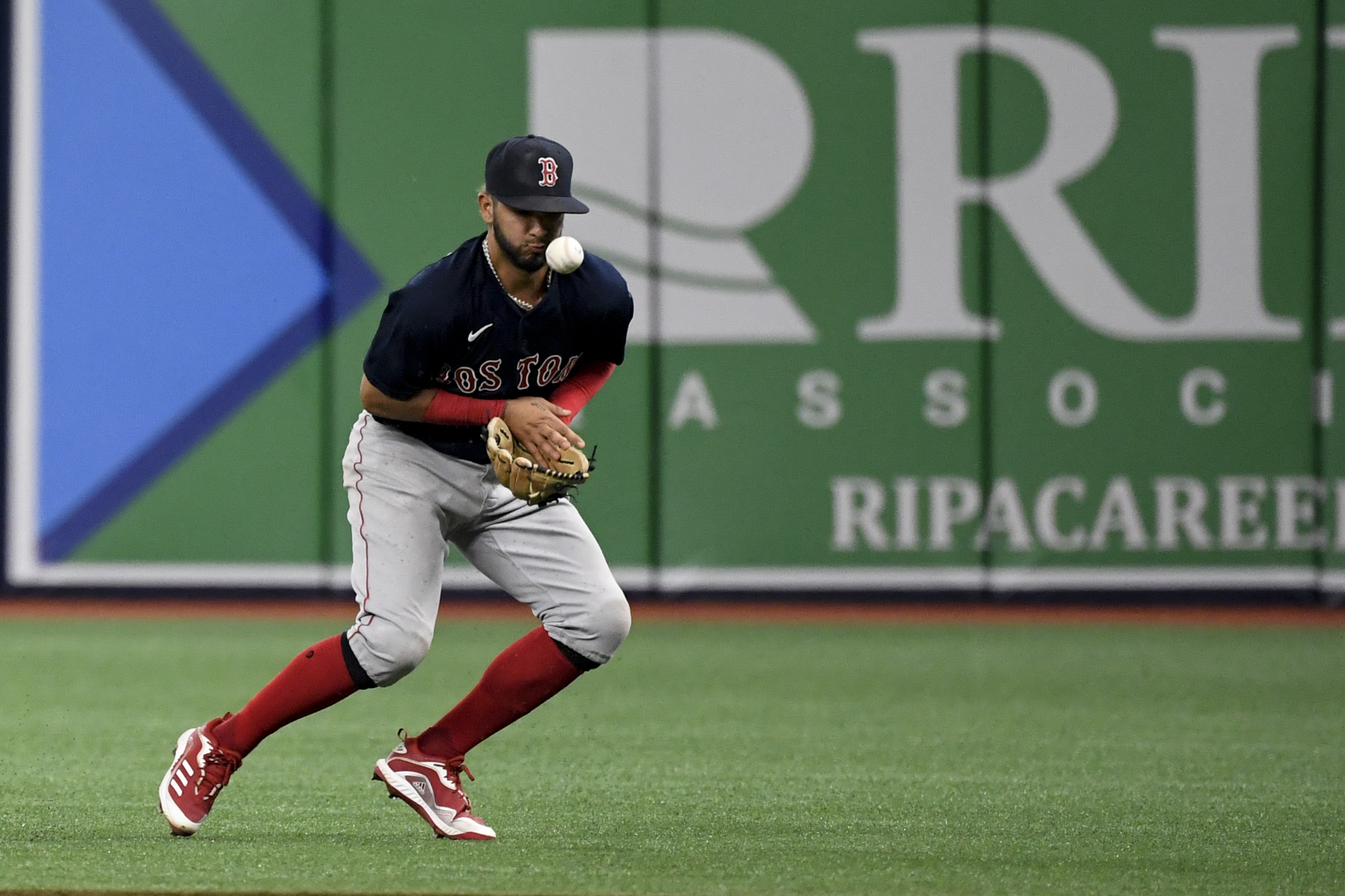 Jonathan Arauz committed two fielding errors in the same inning Saturday, an all-too-common trend for him this season.