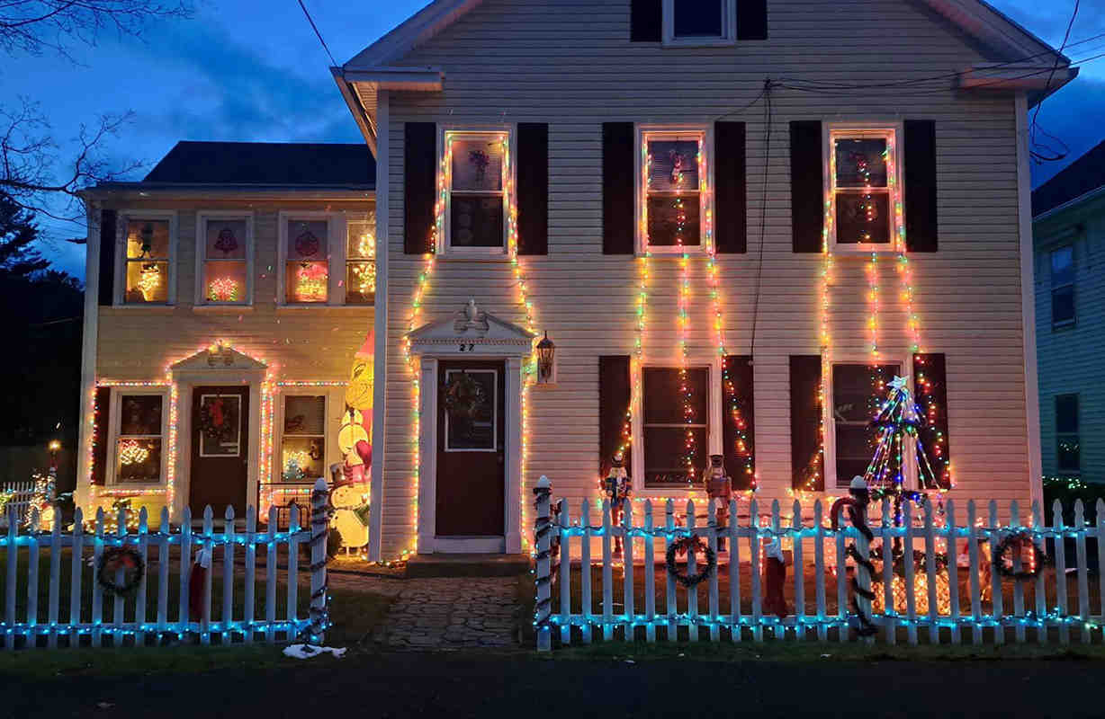 A not so bright Christmas? High electric rates take 'heartbreaking