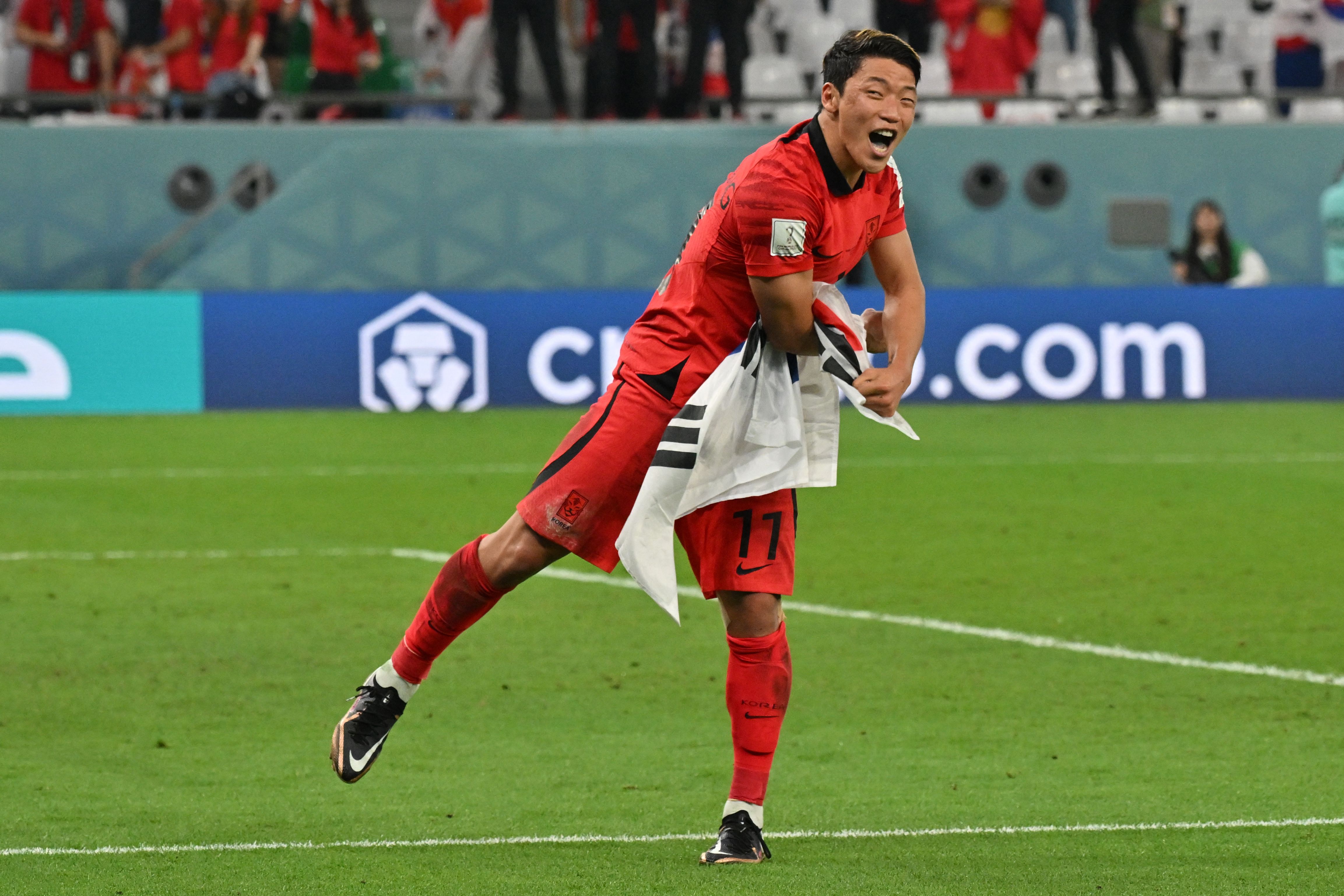 South Korea vs Portugal summary: Korea into last 16 after late Hwang goal,  score, goals, highlights 2-1