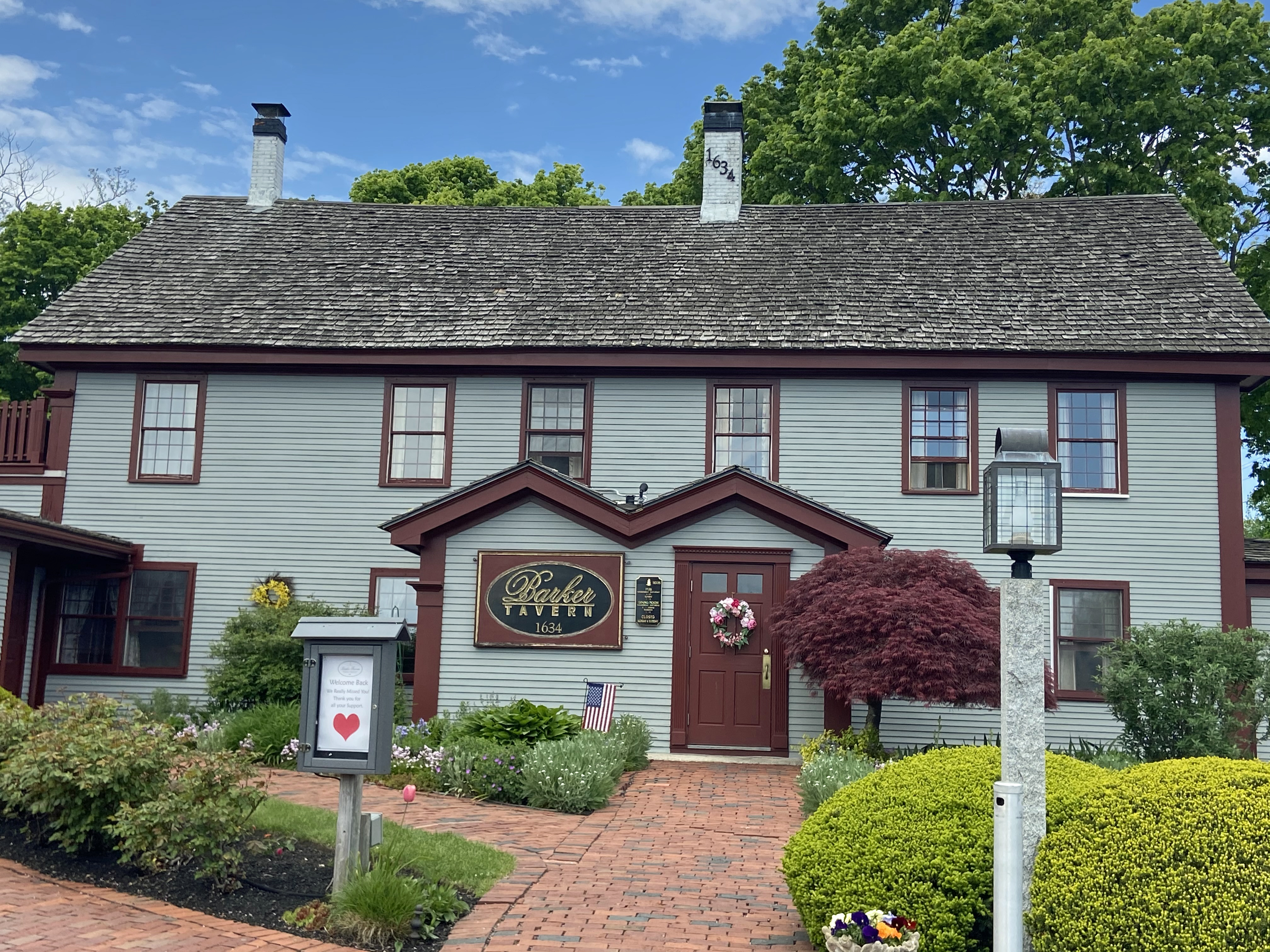 Yep, Scituate has a "ye olde" tavern — here, it’s Barker Tavern, with elements that date back to 1634.