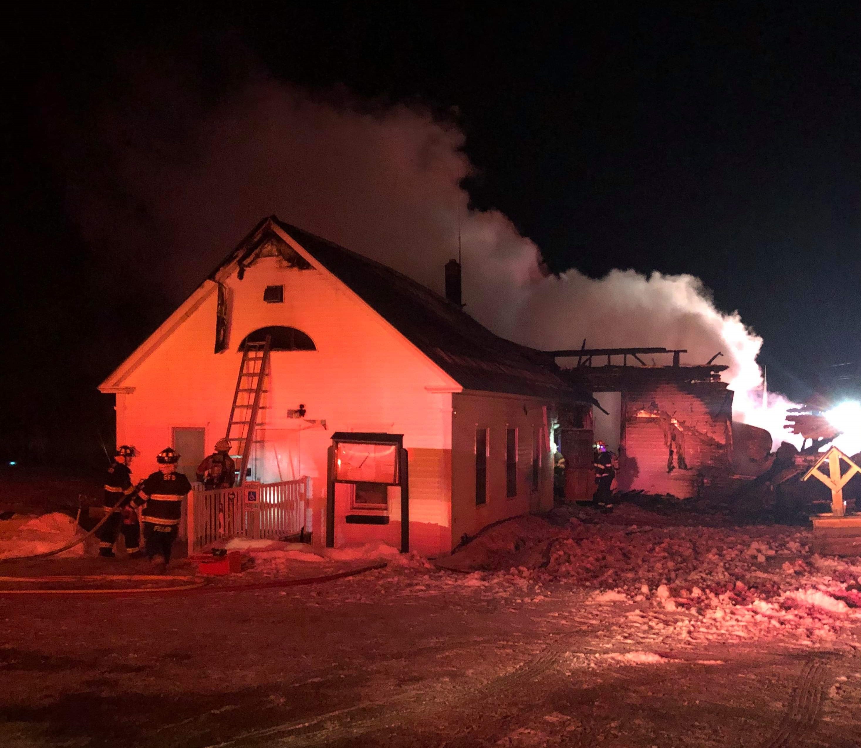 Fire burns down town hall in Jefferson, N.H.; built in 1872 The Boston Globe