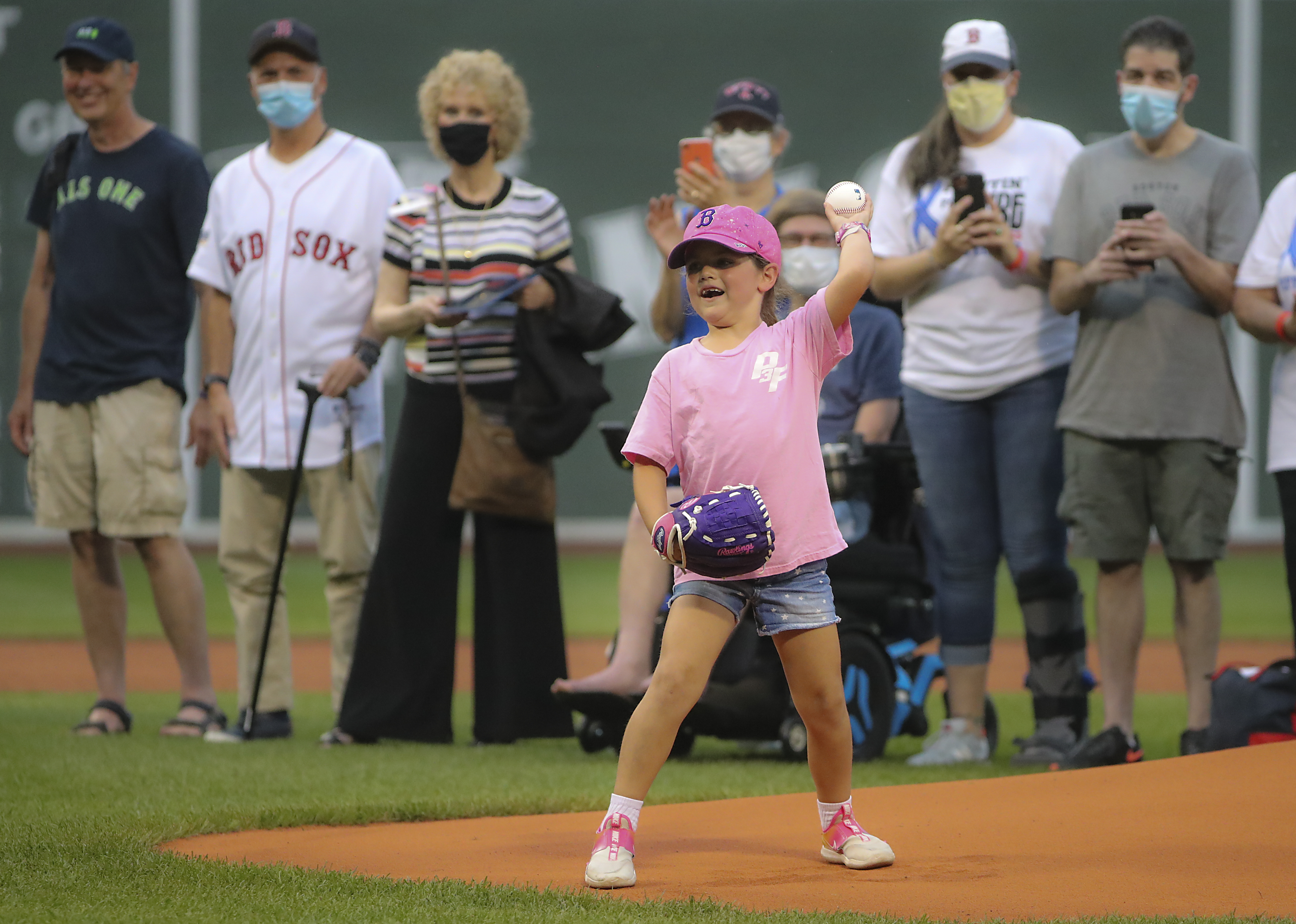 Pete Frates's daughter throws out first pitch at Fenway Park during Lou  Gehrig Day celebration - The Boston Globe
