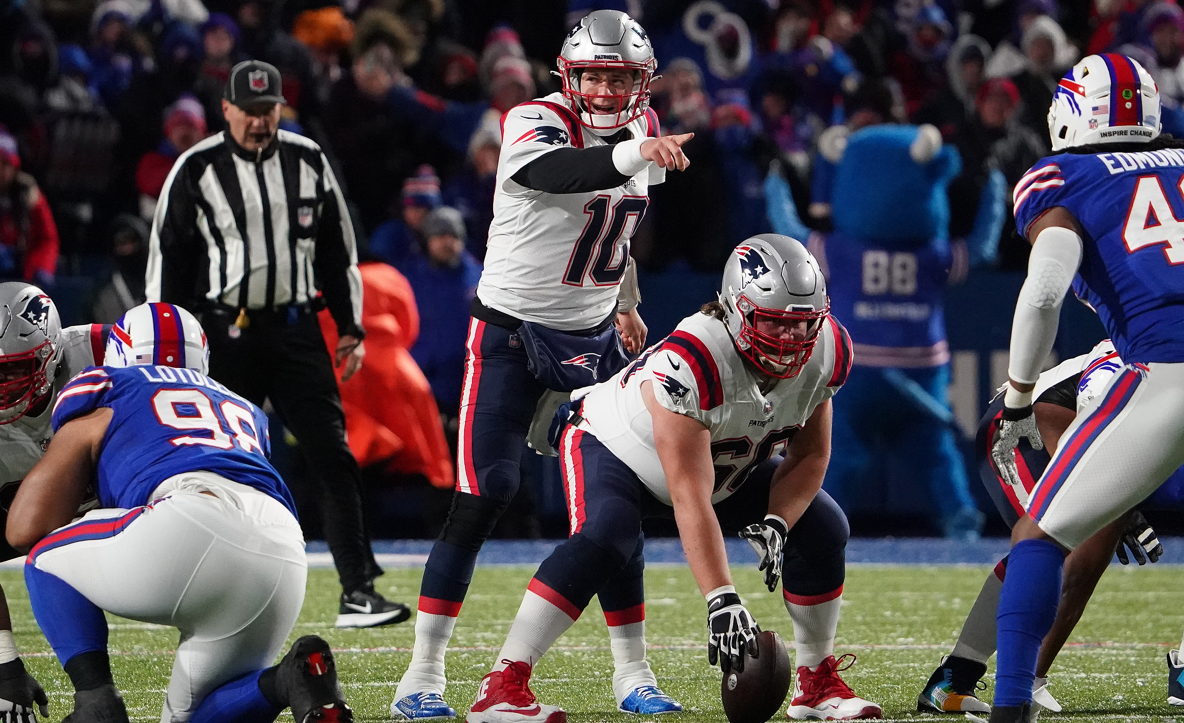 New England Patriots control playoff fate after defeating Dolphins