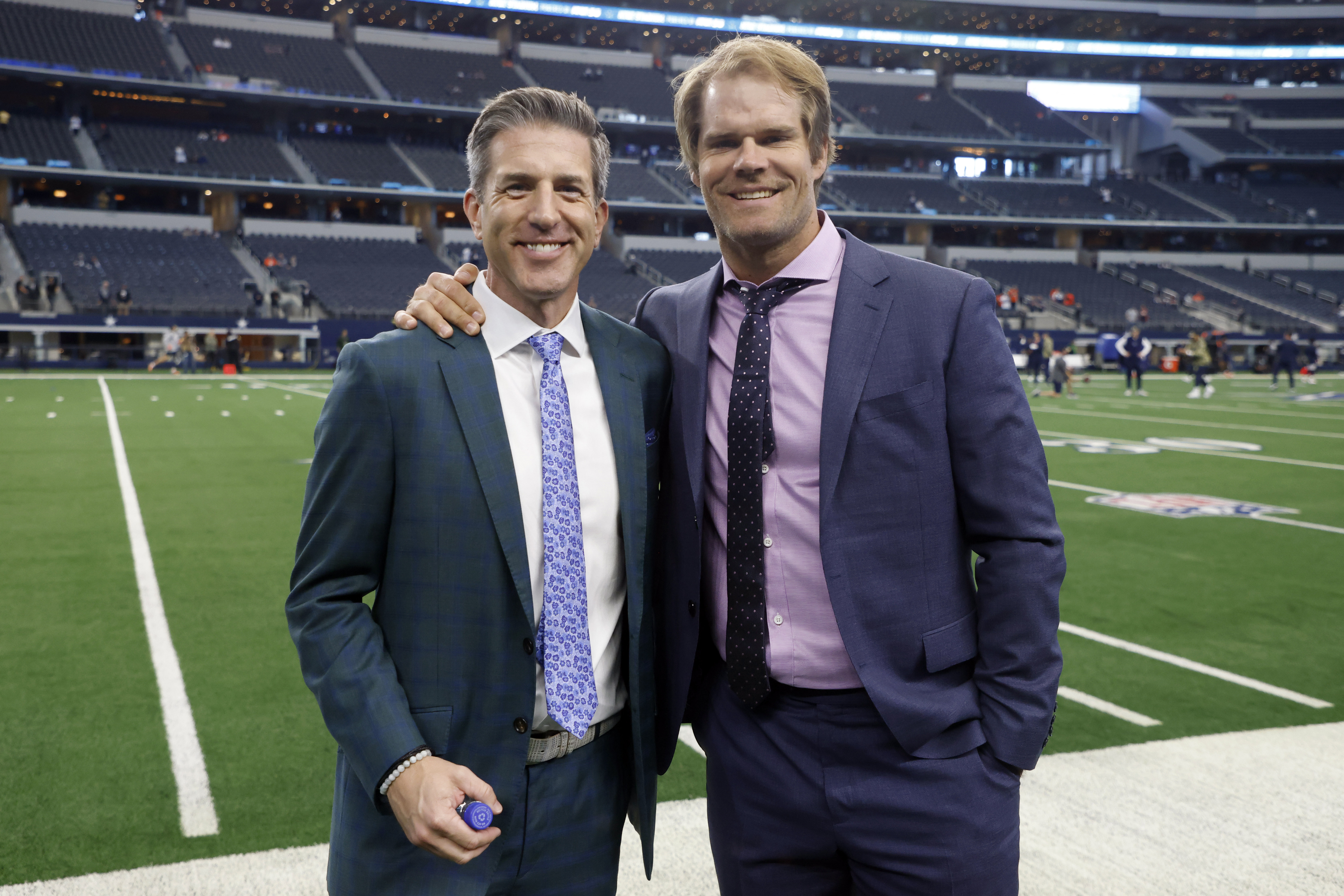 Greg Olsen delivers in his Fox Sports Super Bowl debut in booth