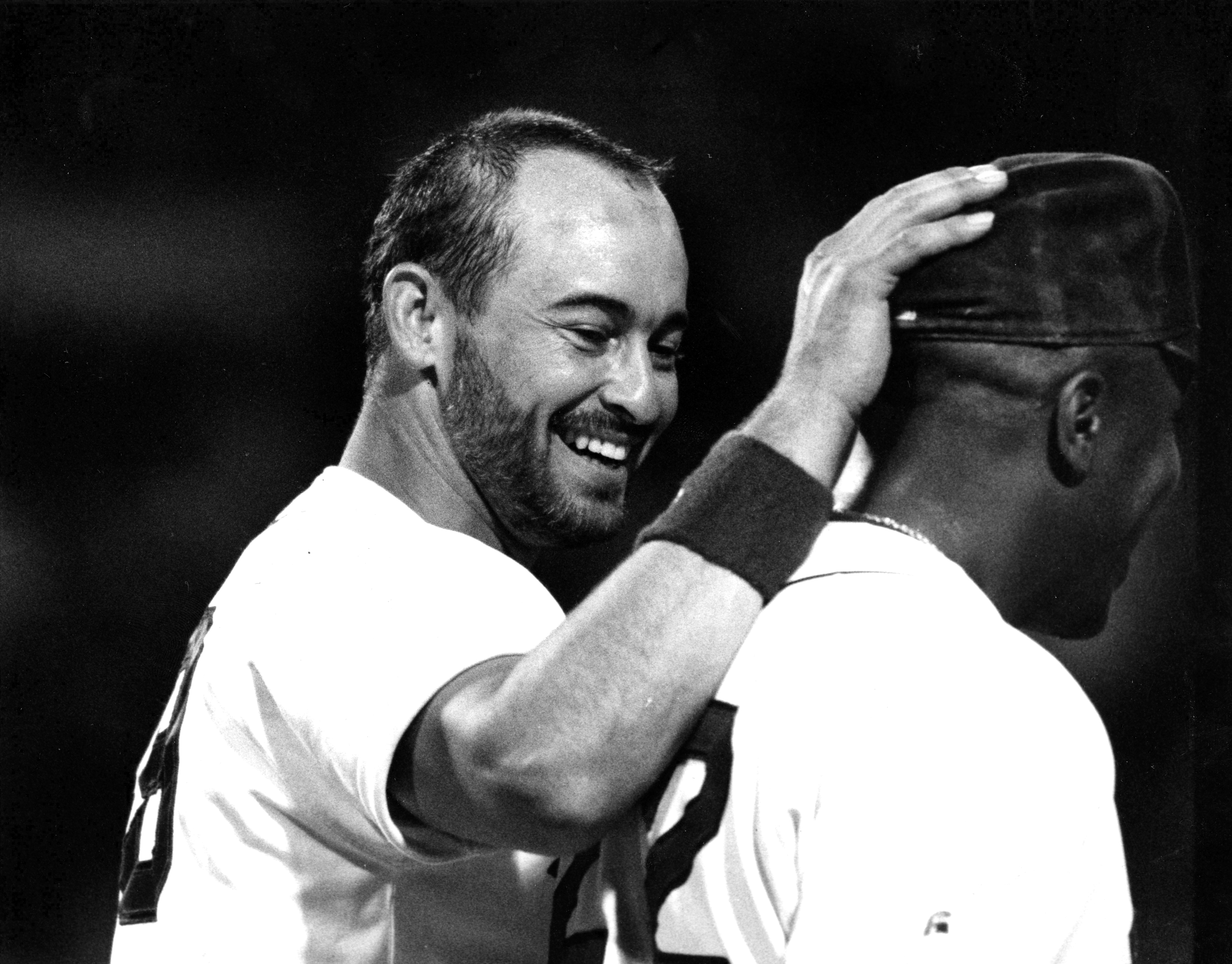 Former Red Sox Mike Greenwell dies at 62 after cancer diagnosis